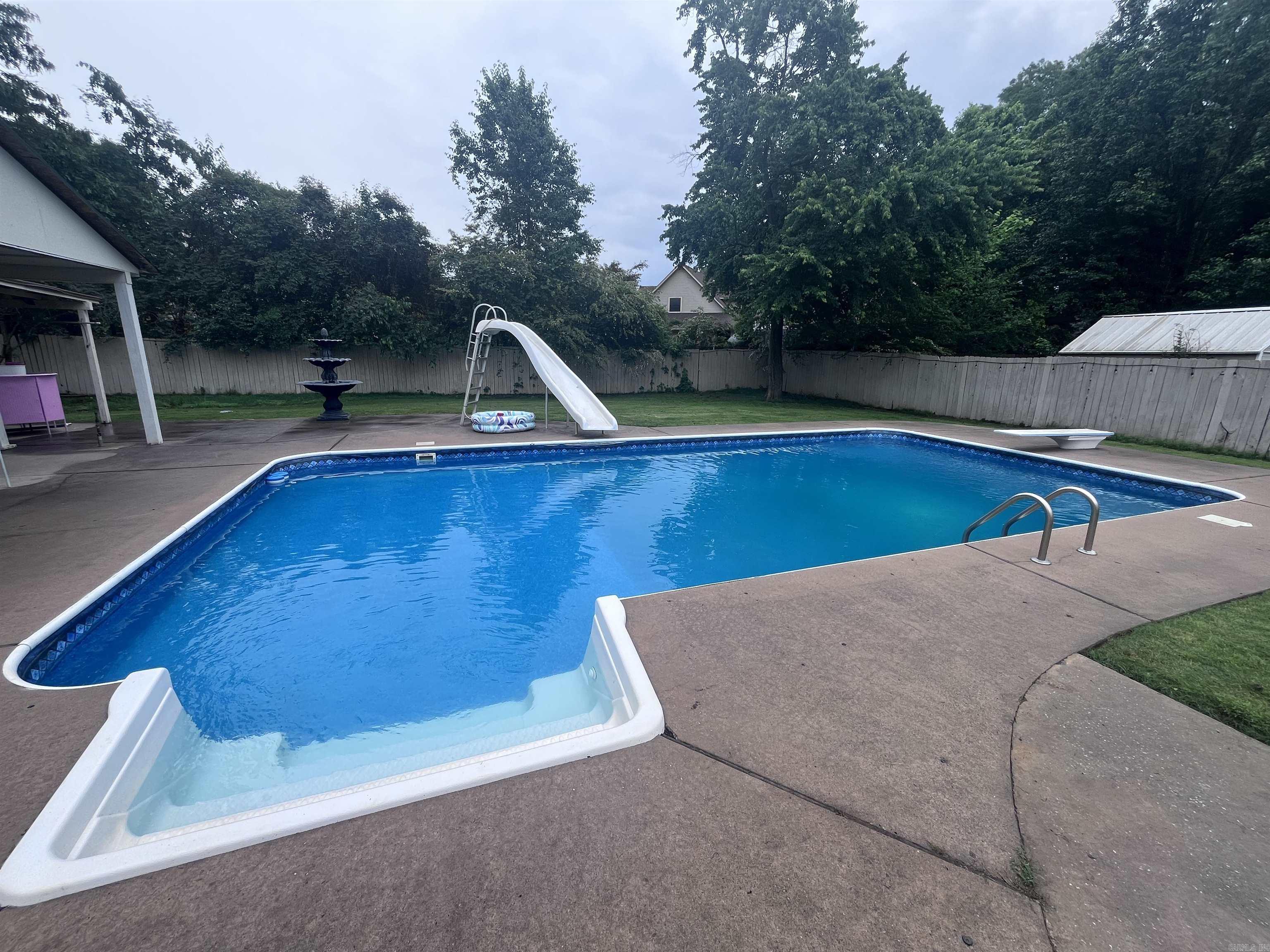 Foxwood Estates - Residential Lease