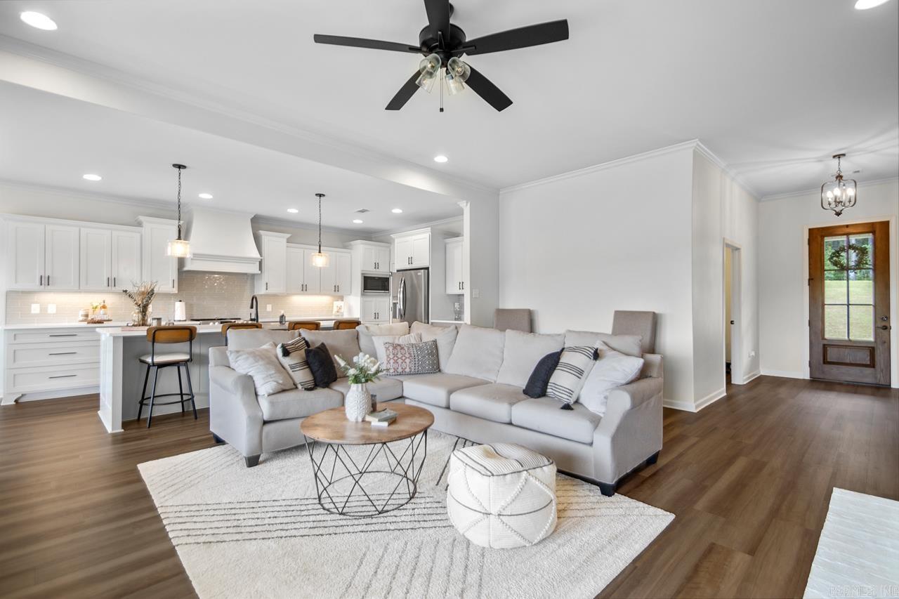 TIMBER POINT - Residential
