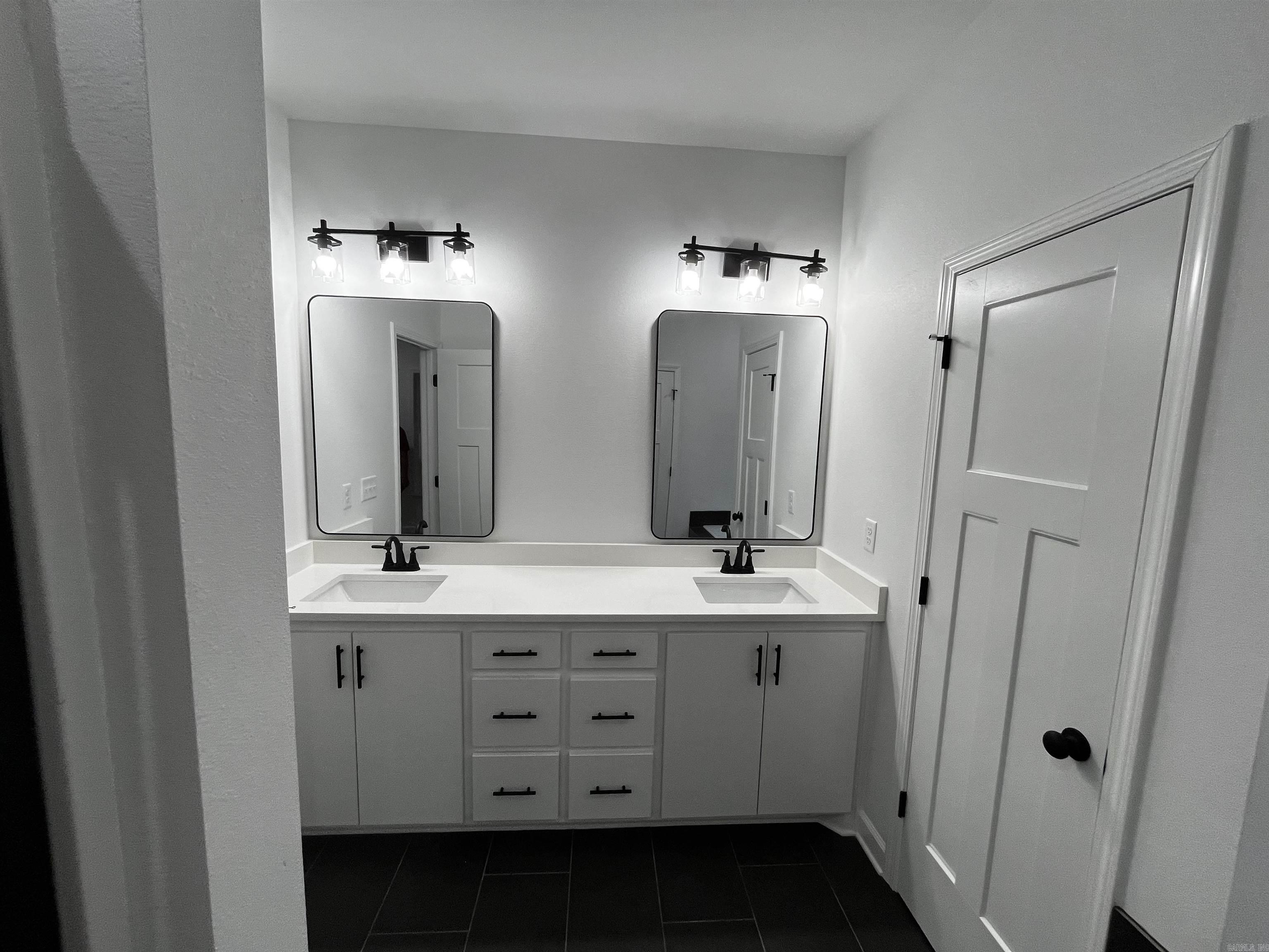 Oak Creek Village - Residential