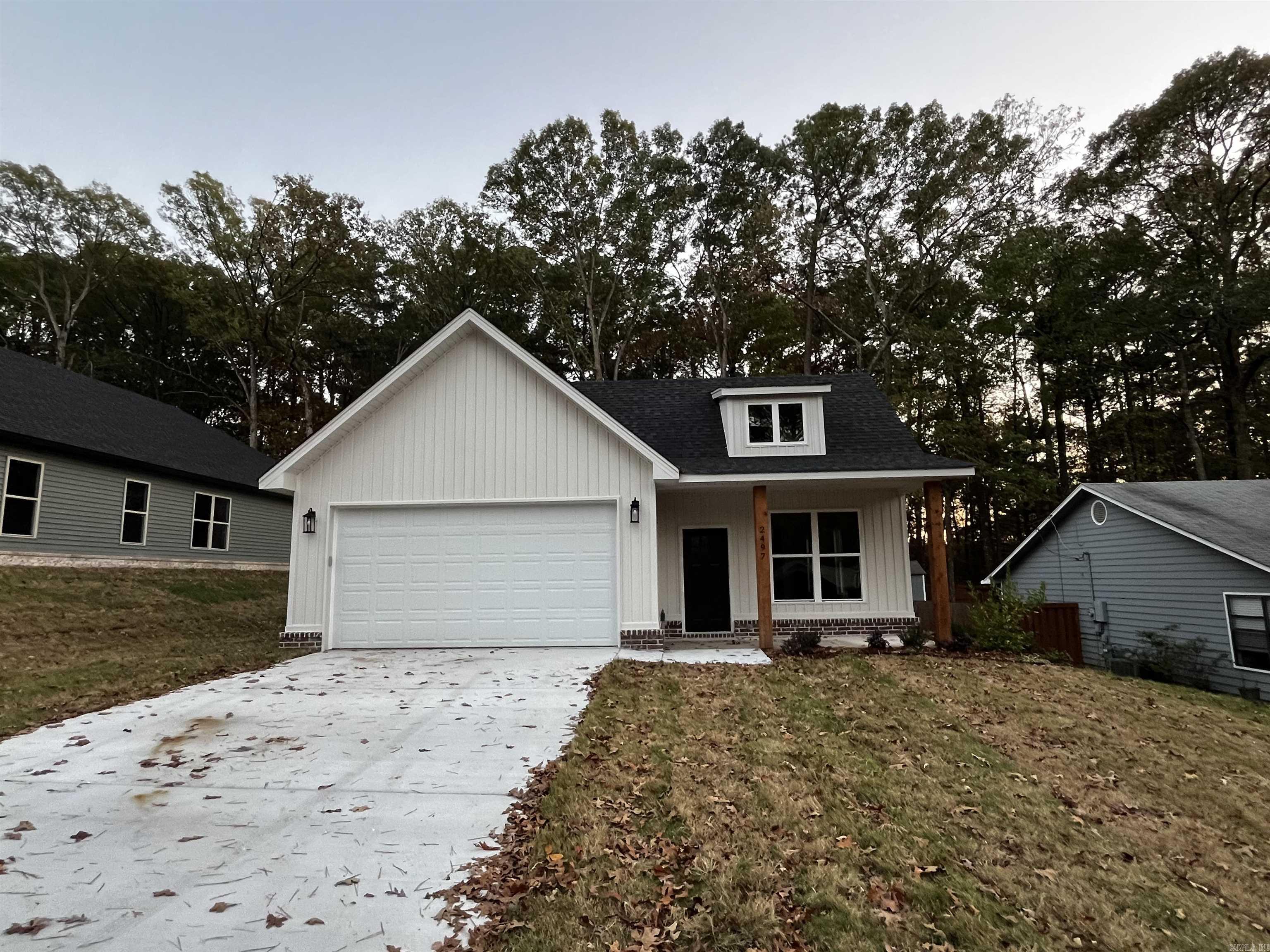 Oak Creek Village - Residential