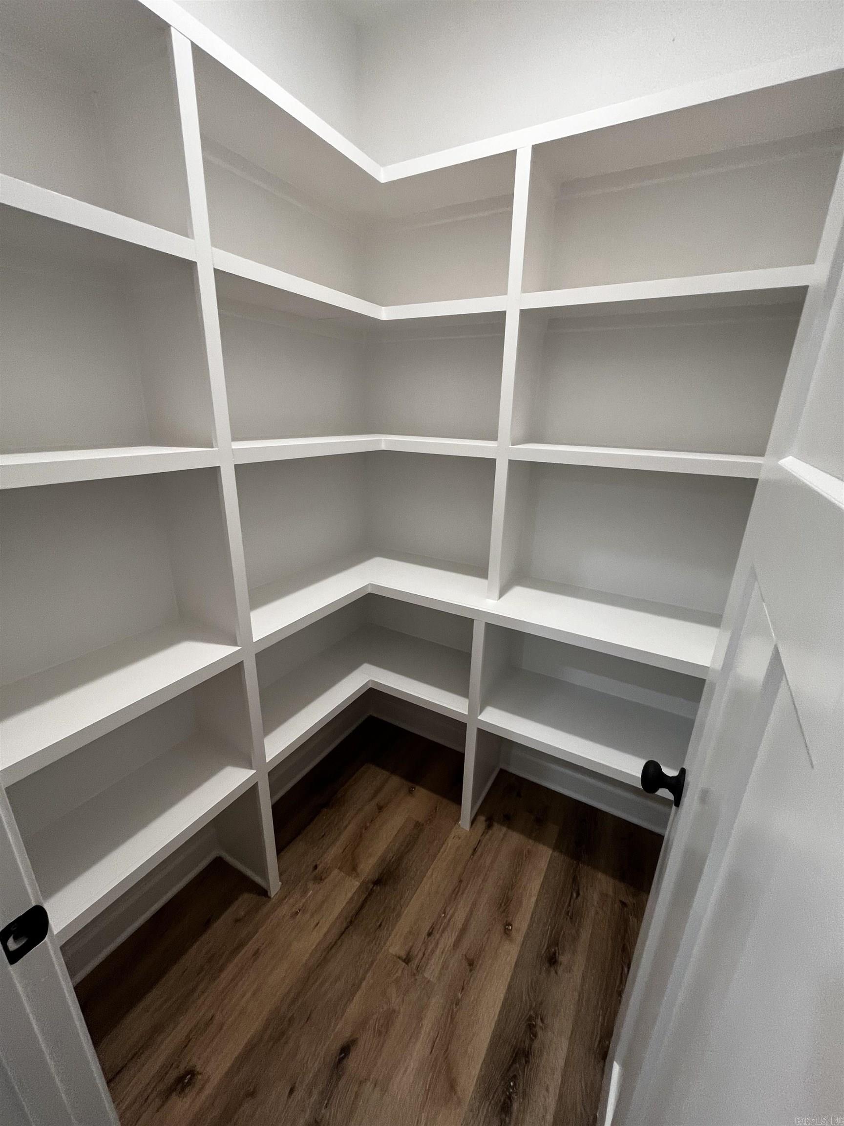 Oak Creek Village - Residential