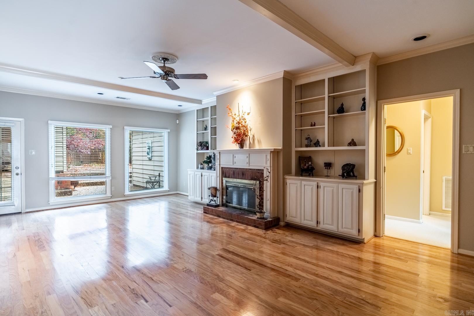 OAK HILL - Residential