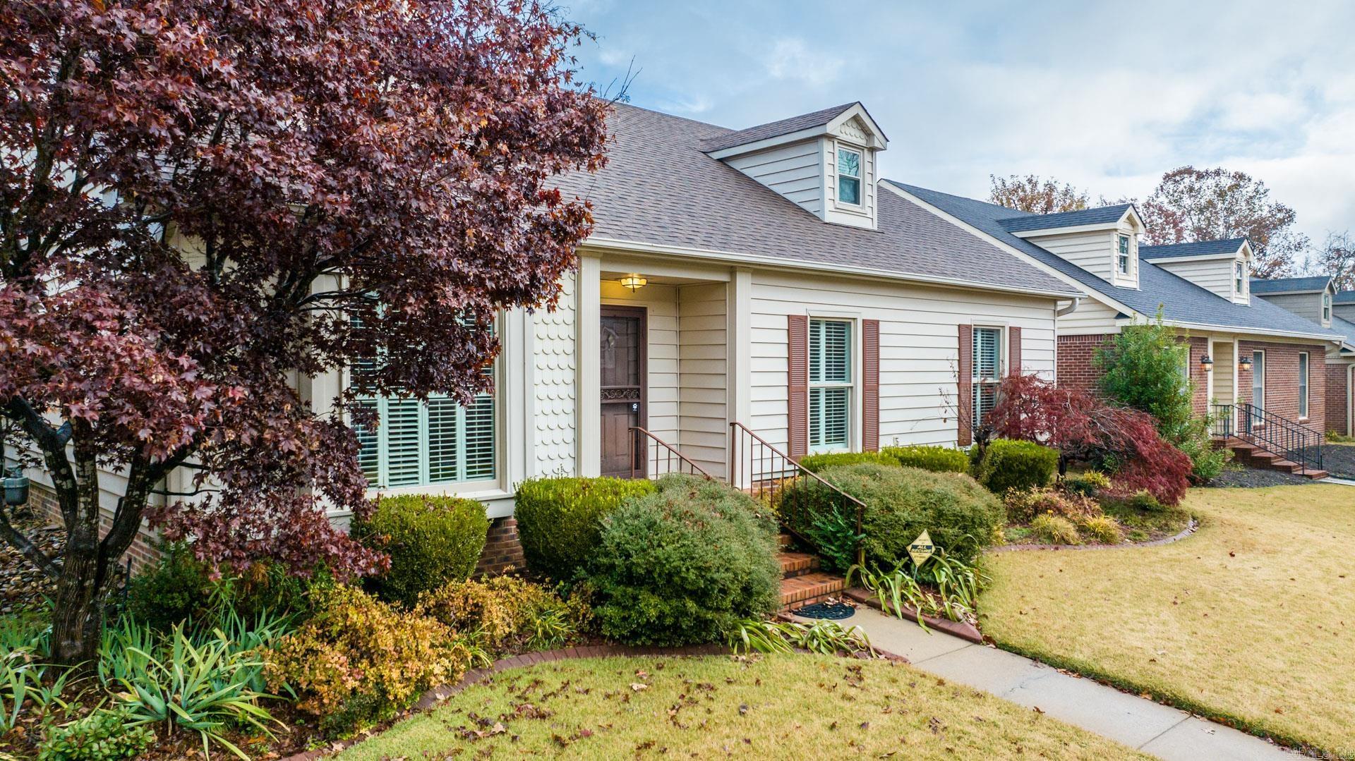 OAK HILL - Residential