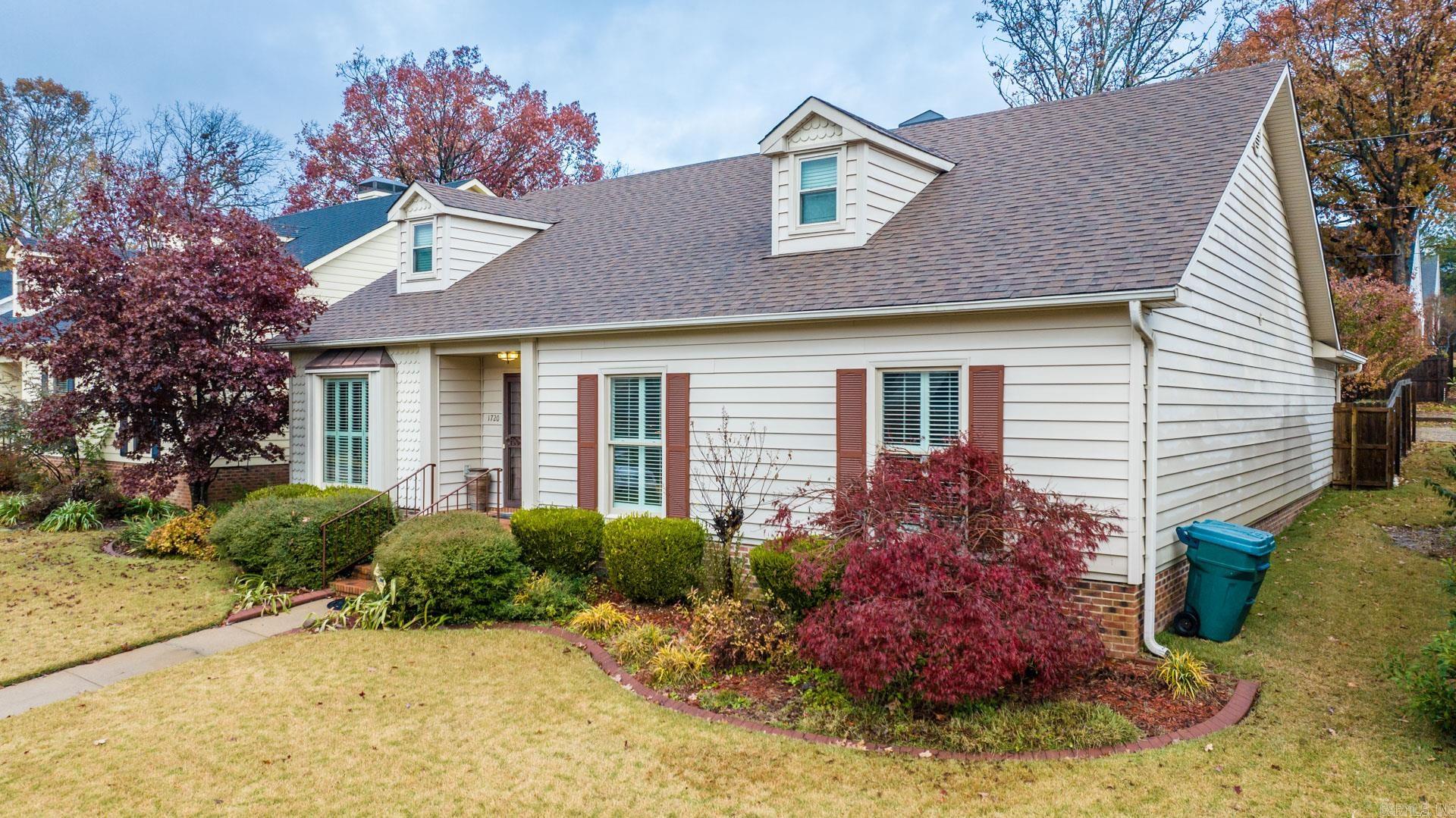 OAK HILL - Residential