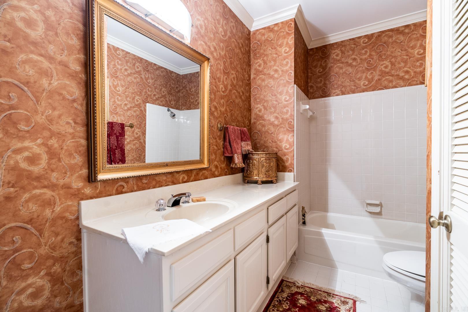 OAK HILL - Residential