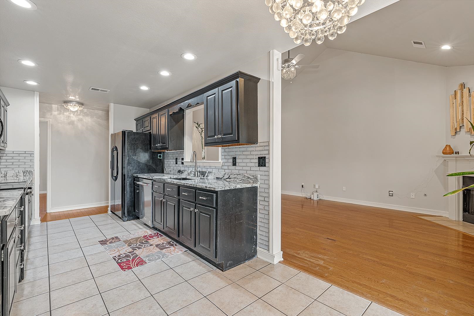 WOODLAND HEIGHTS - Residential