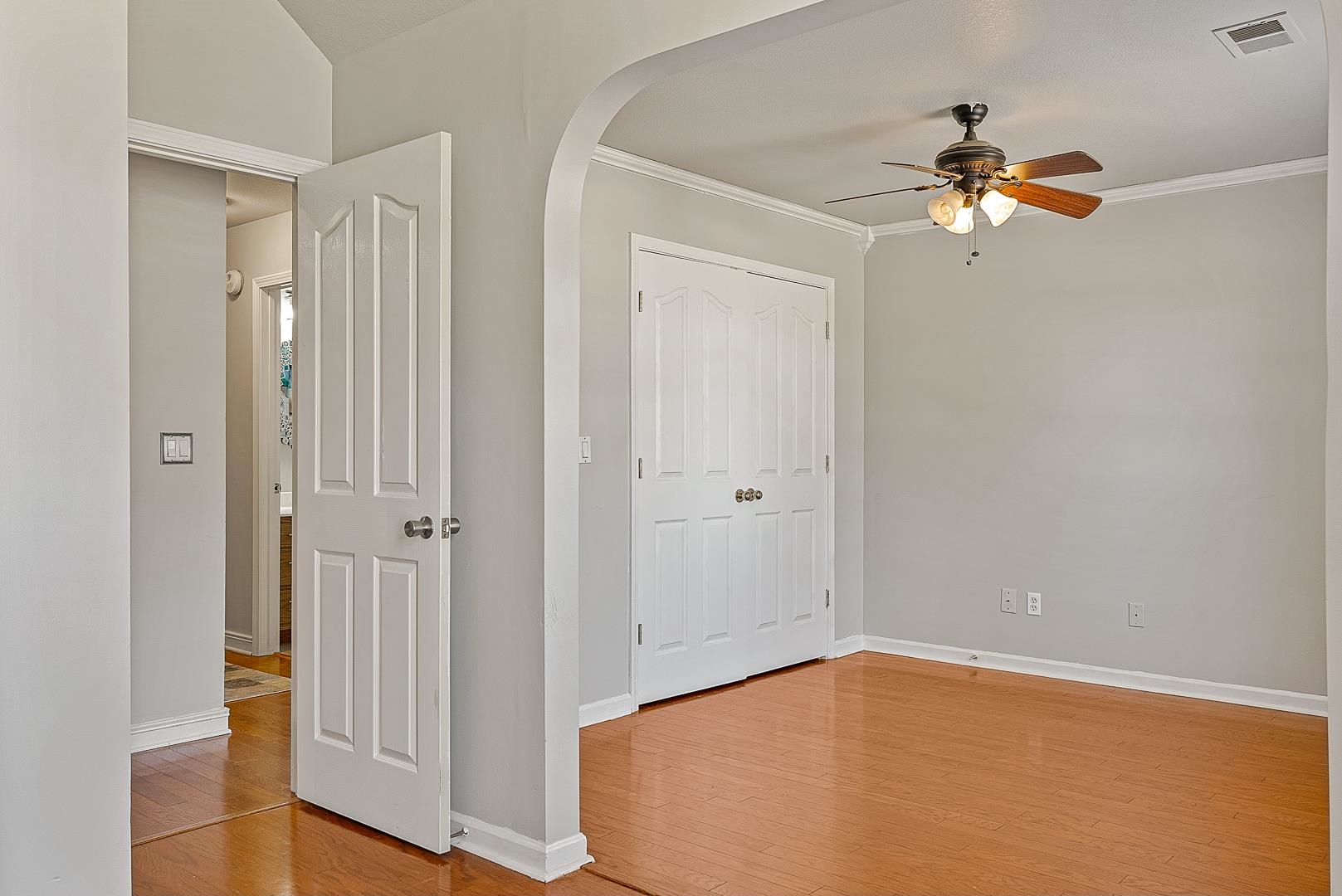 WOODLAND HEIGHTS - Residential