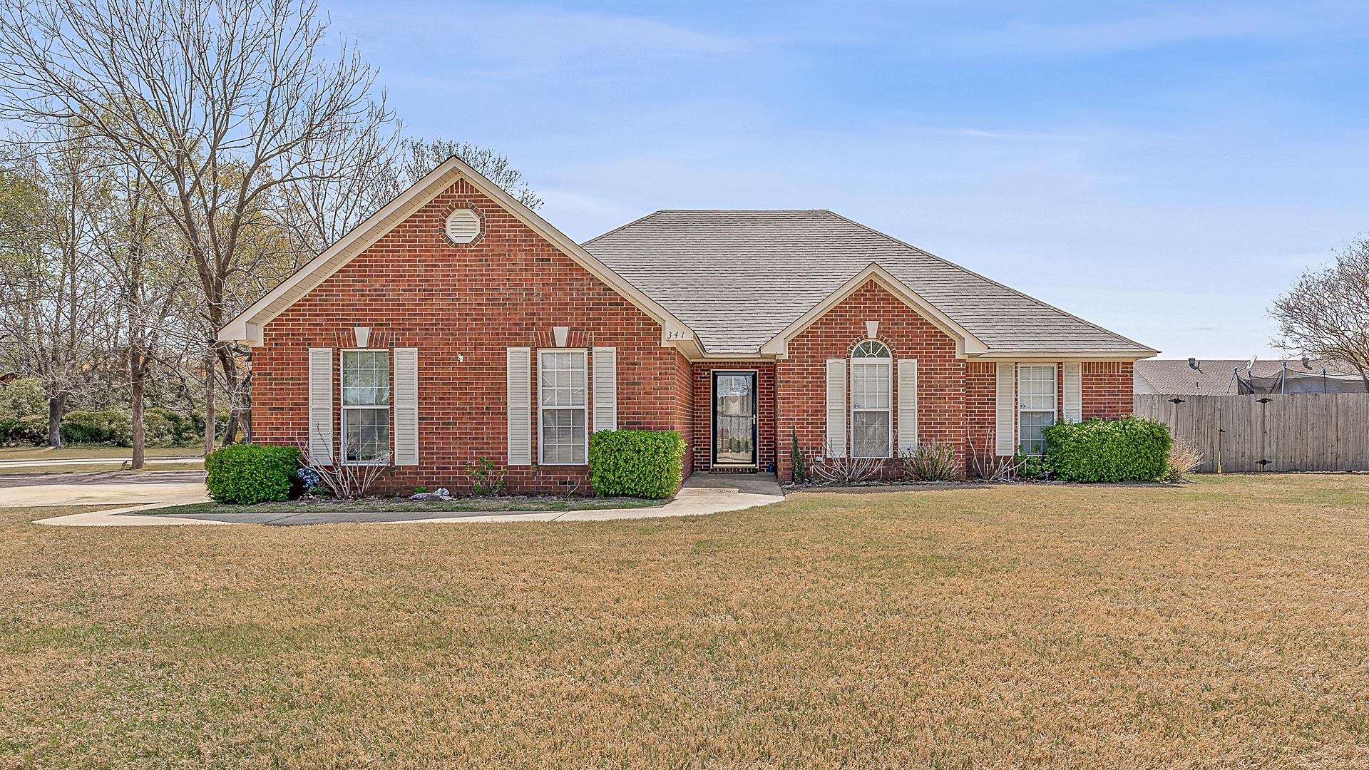 WOODLAND HEIGHTS - Residential