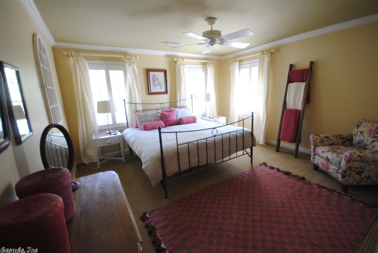 HICKORY CREEK - Residential