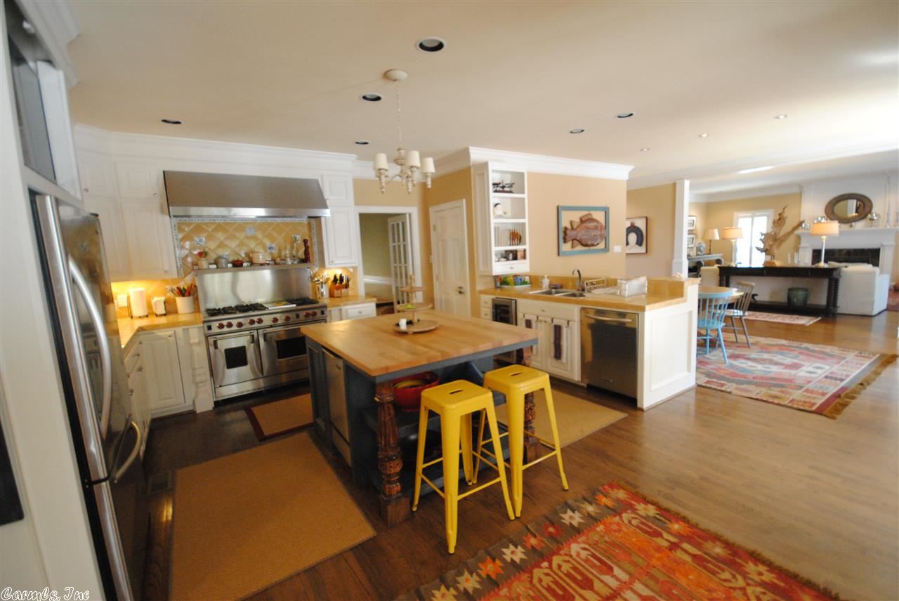 HICKORY CREEK - Residential