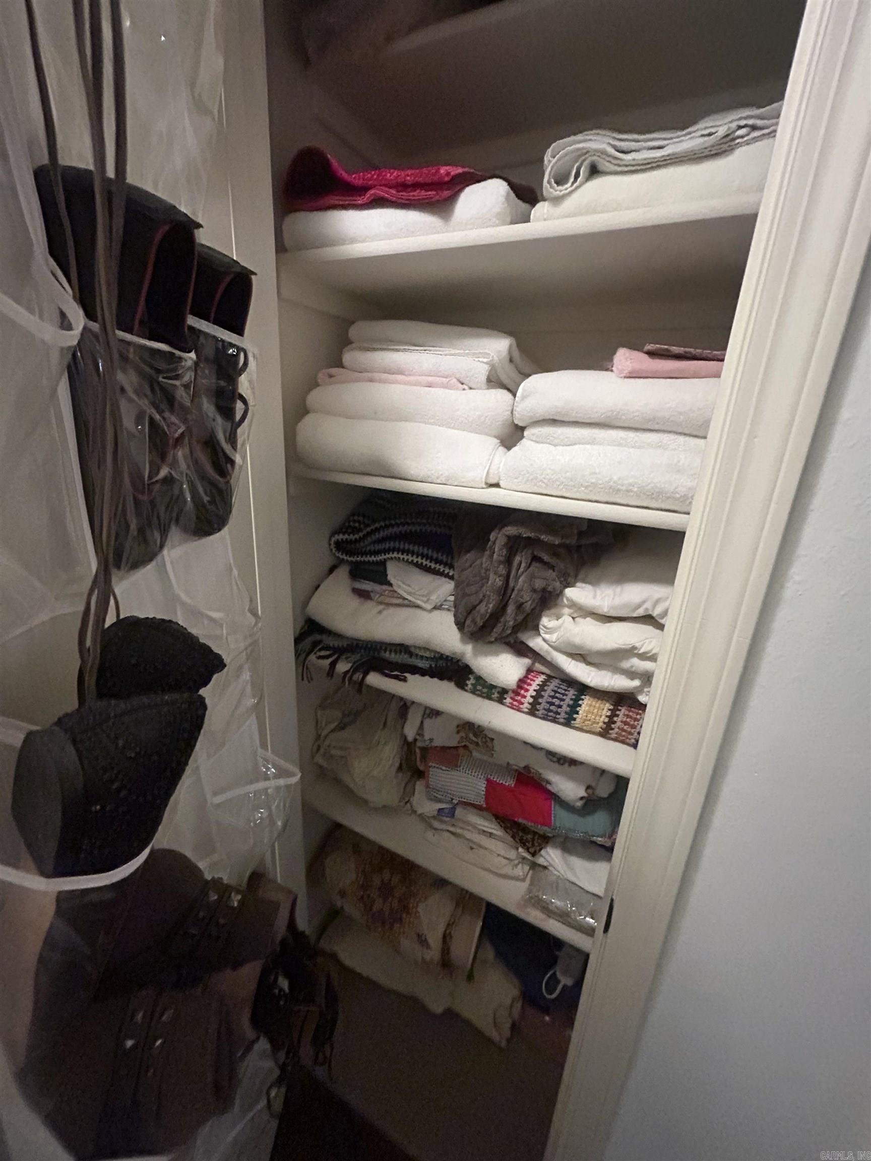 COUNTRY SQUIRE ADD - Residential