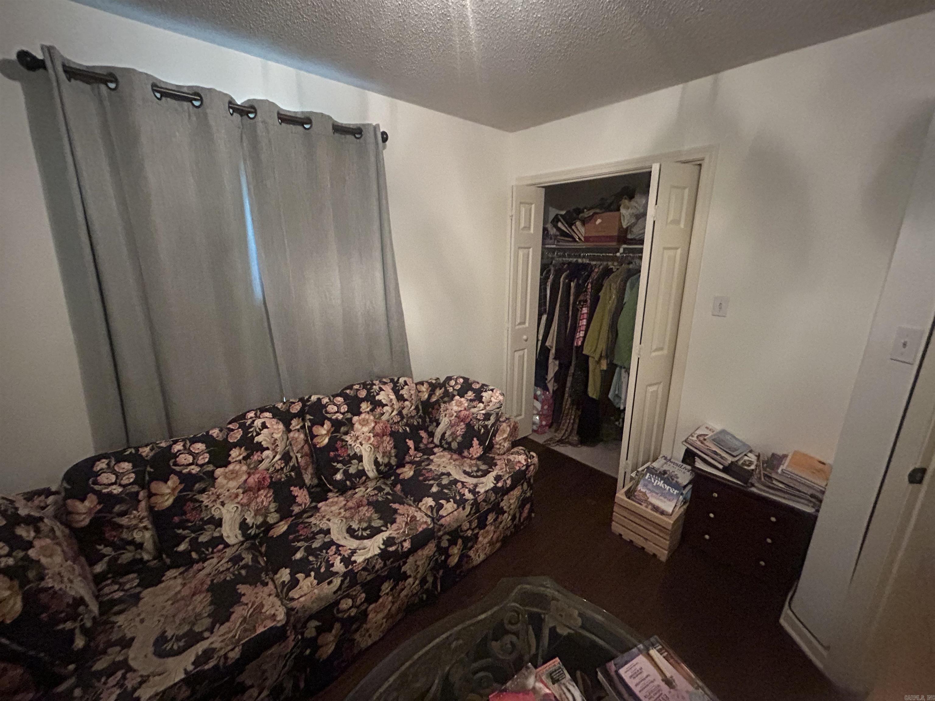 COUNTRY SQUIRE ADD - Residential