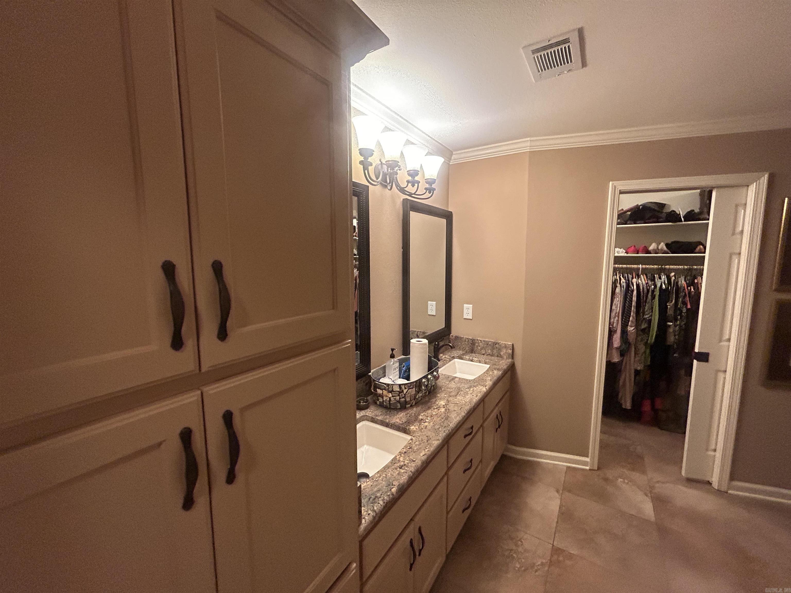 COUNTRY SQUIRE ADD - Residential