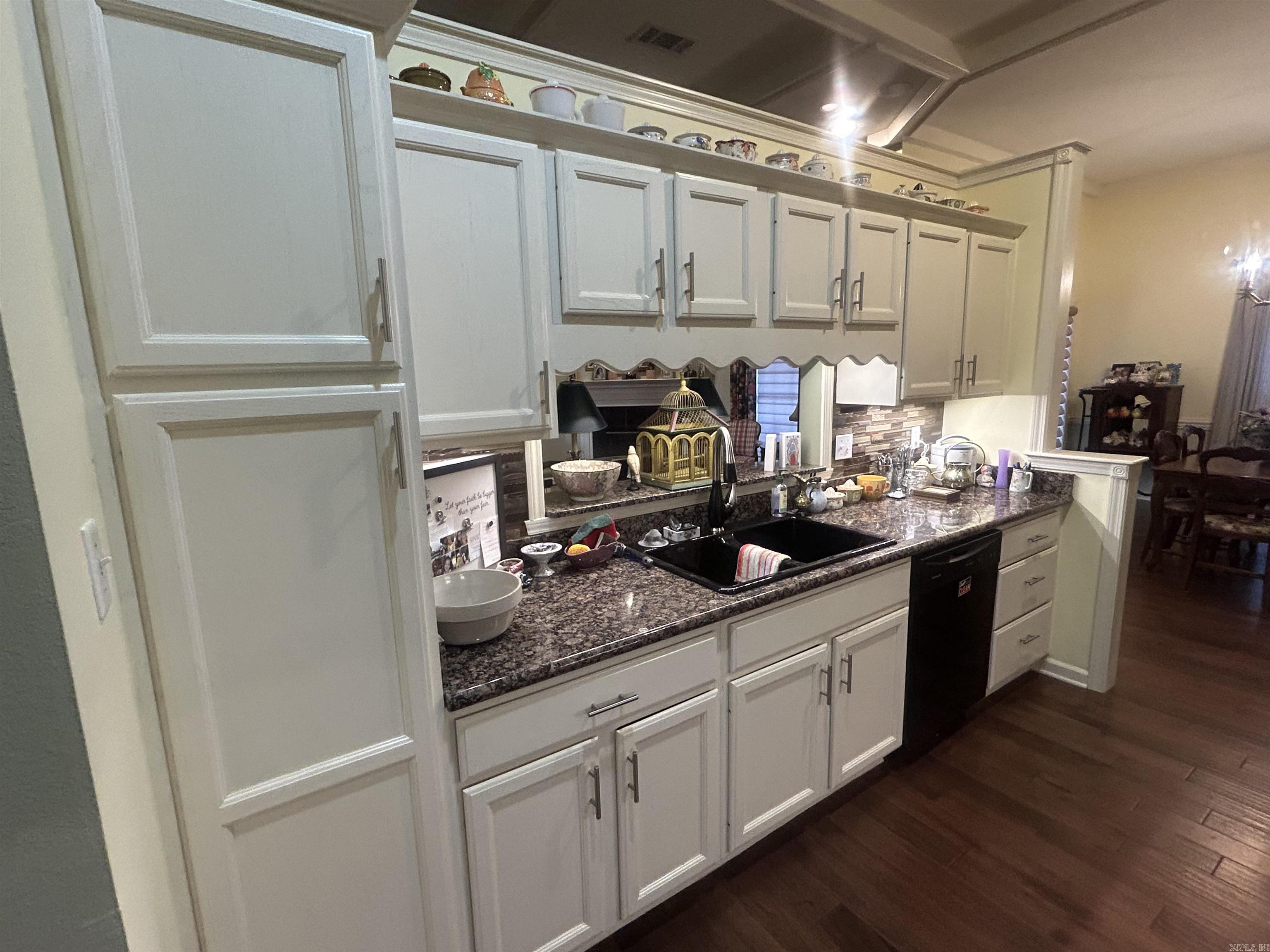 COUNTRY SQUIRE ADD - Residential