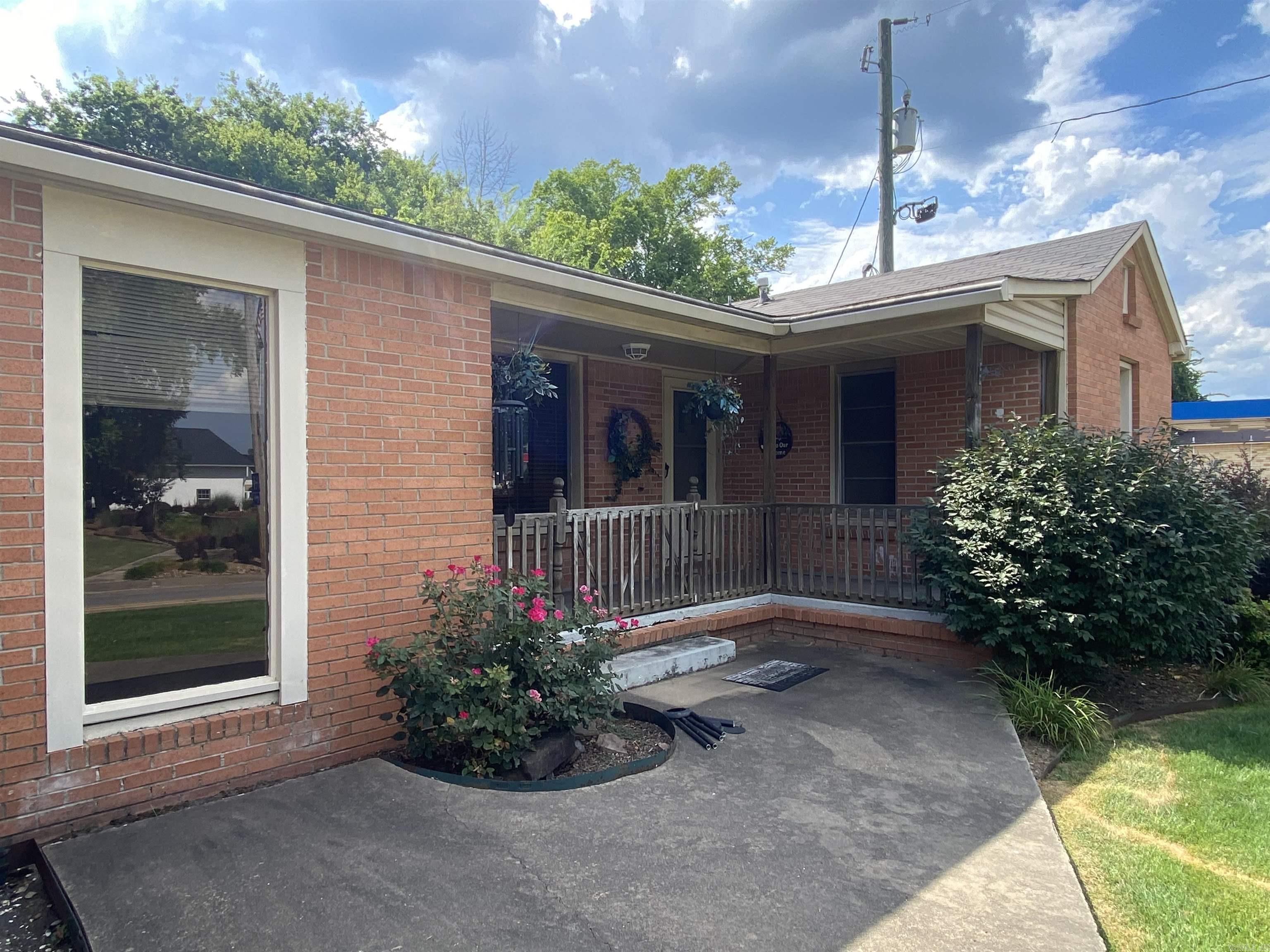 HOWELL ADDITION - Commercial Sale
