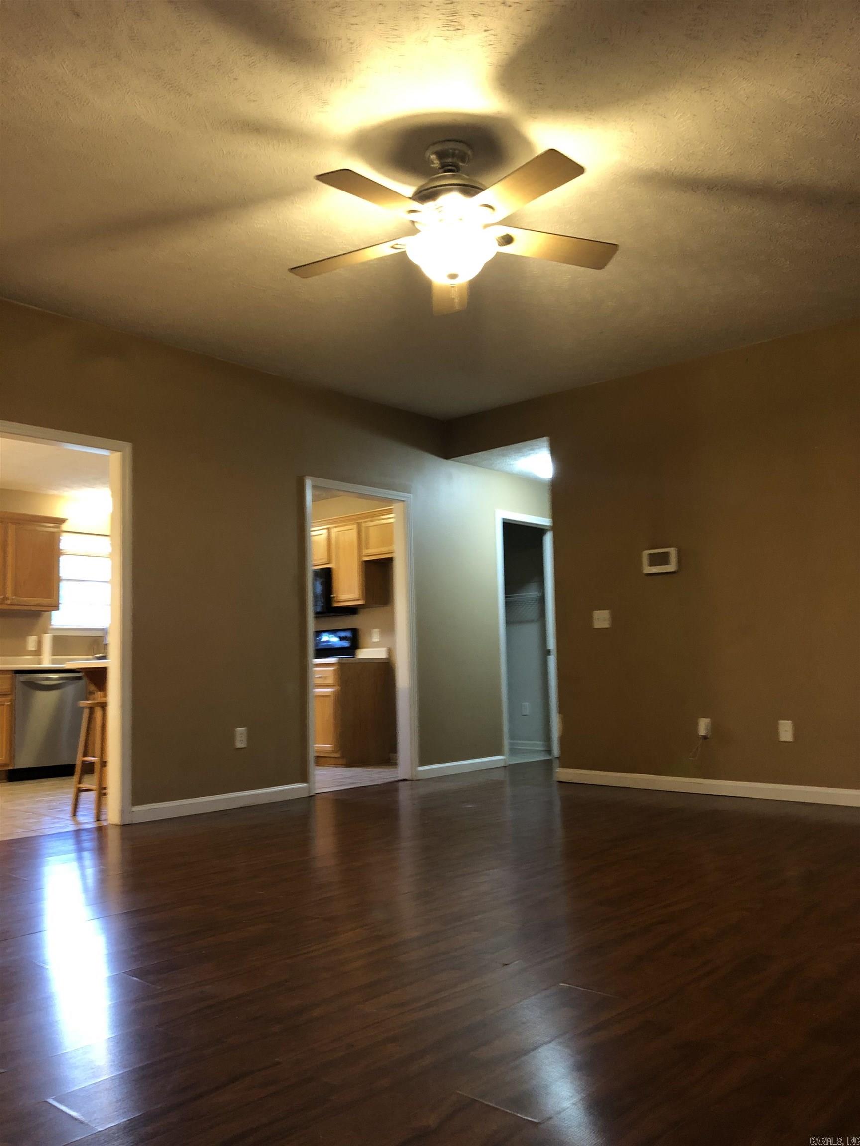 Justins Place - Residential Lease