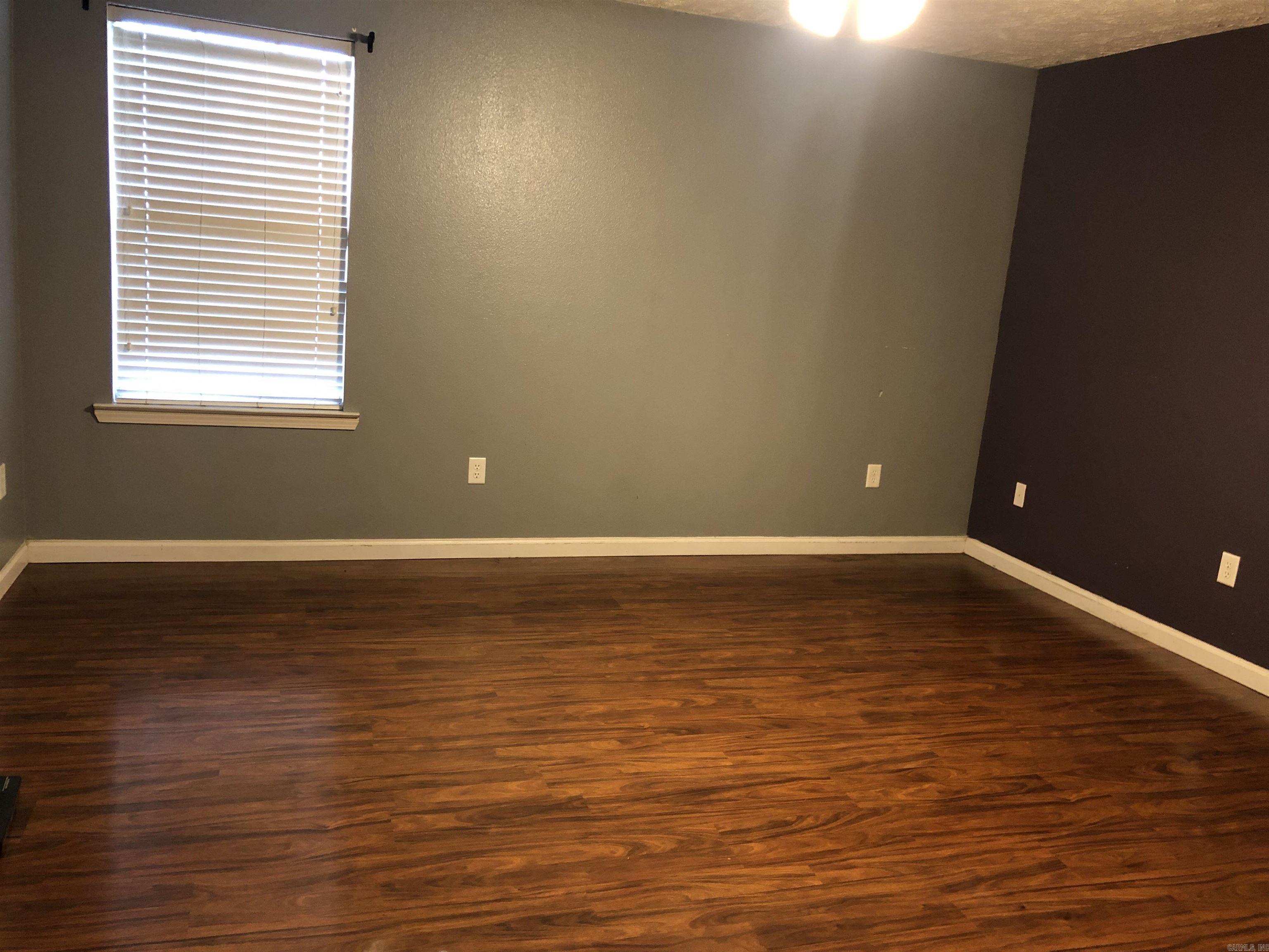 Justins Place - Residential Lease