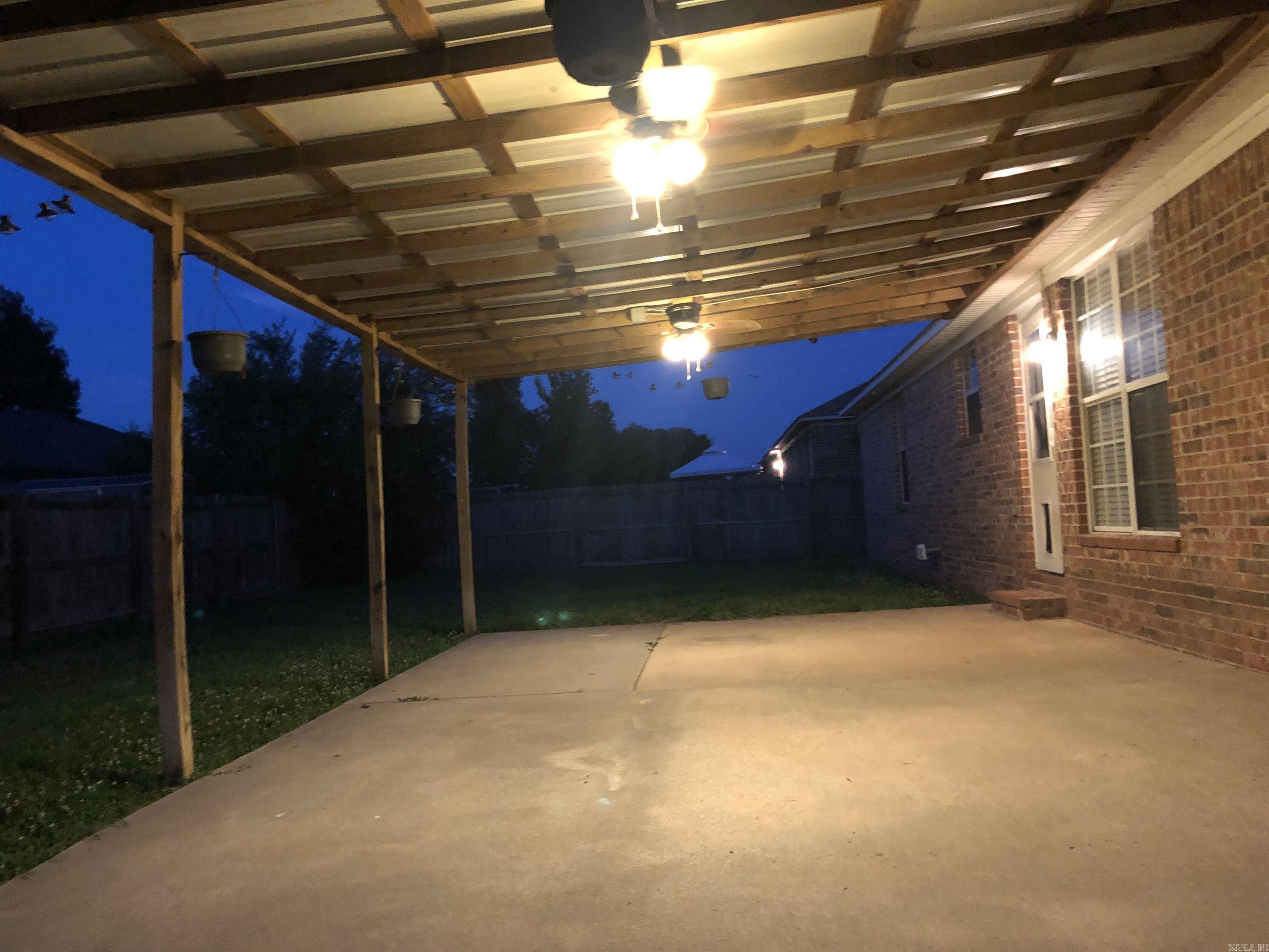 Justins Place - Residential Lease