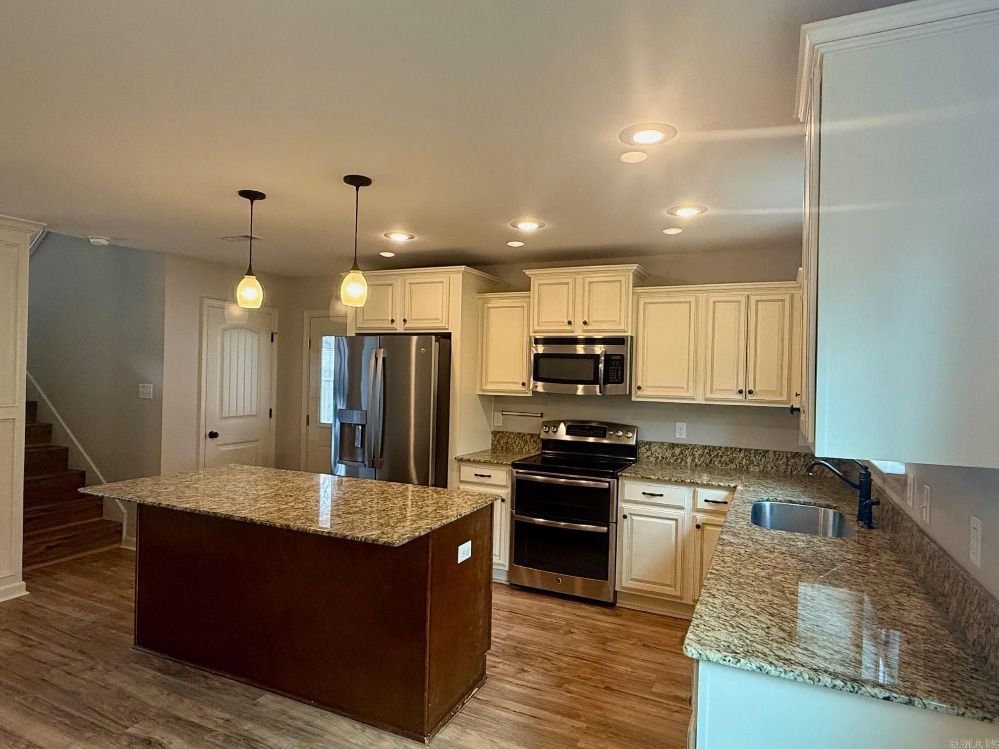 CARMICHAEL ESTATES - Residential