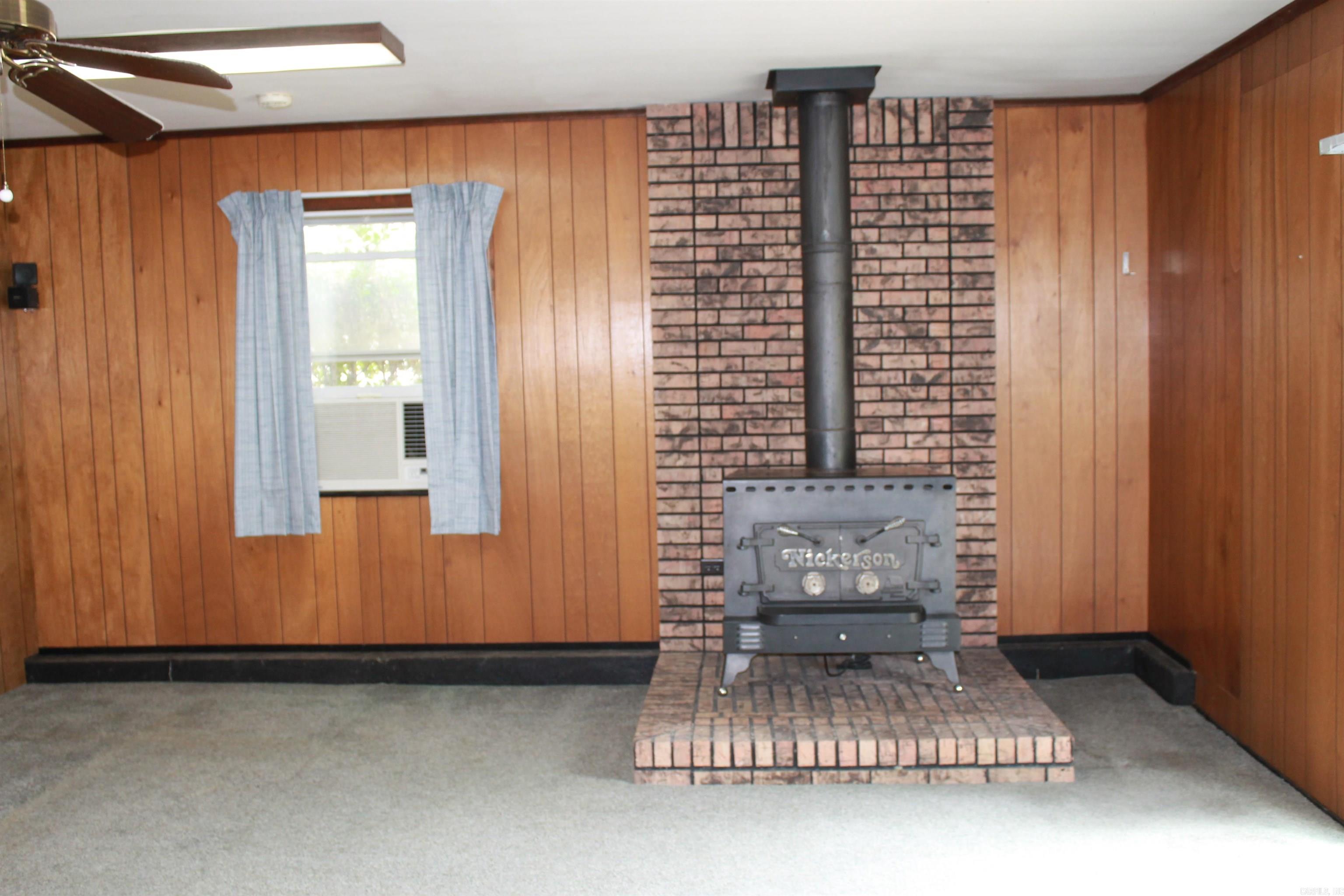 COUNTRY CLUB TERRACE - Residential