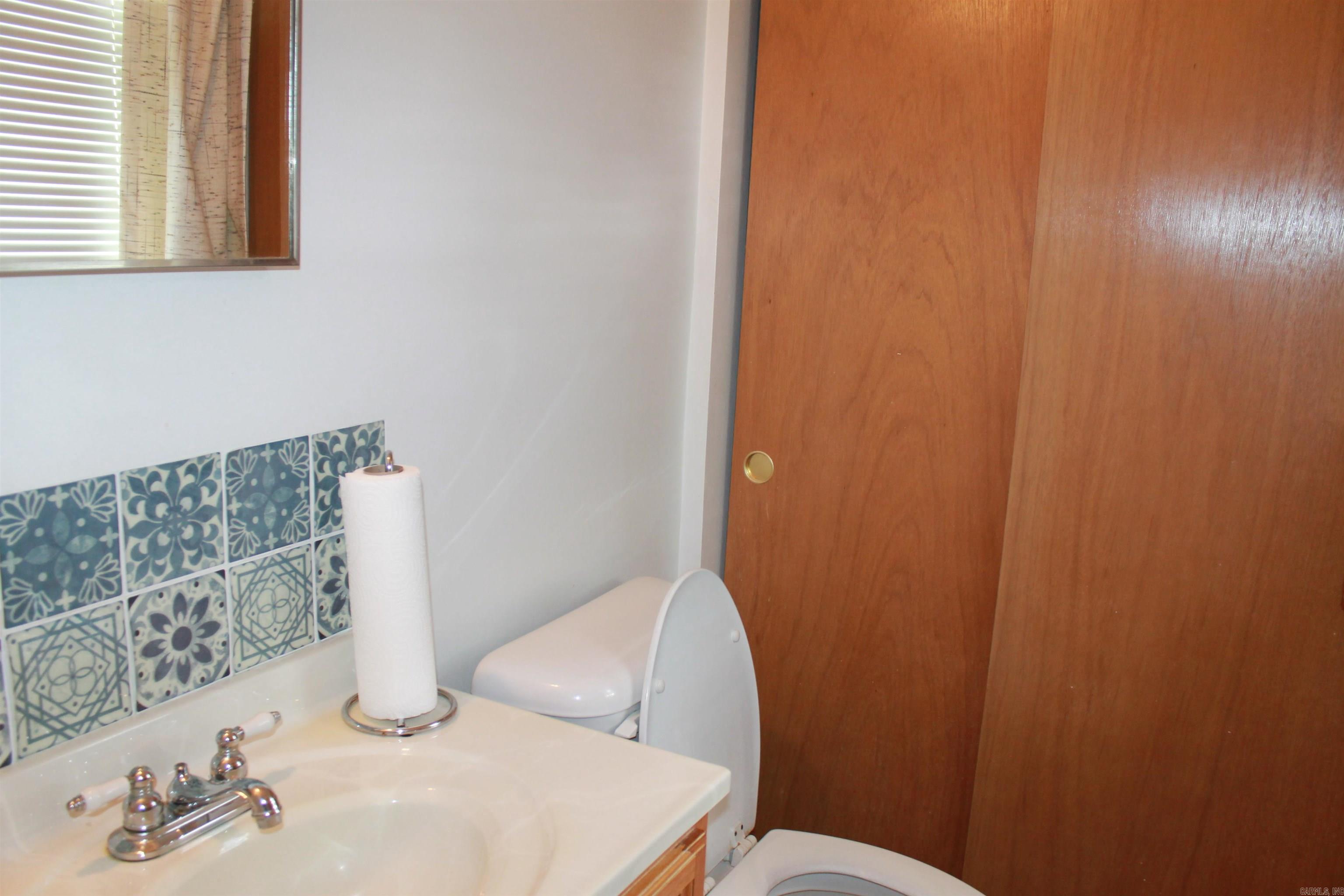 COUNTRY CLUB TERRACE - Residential