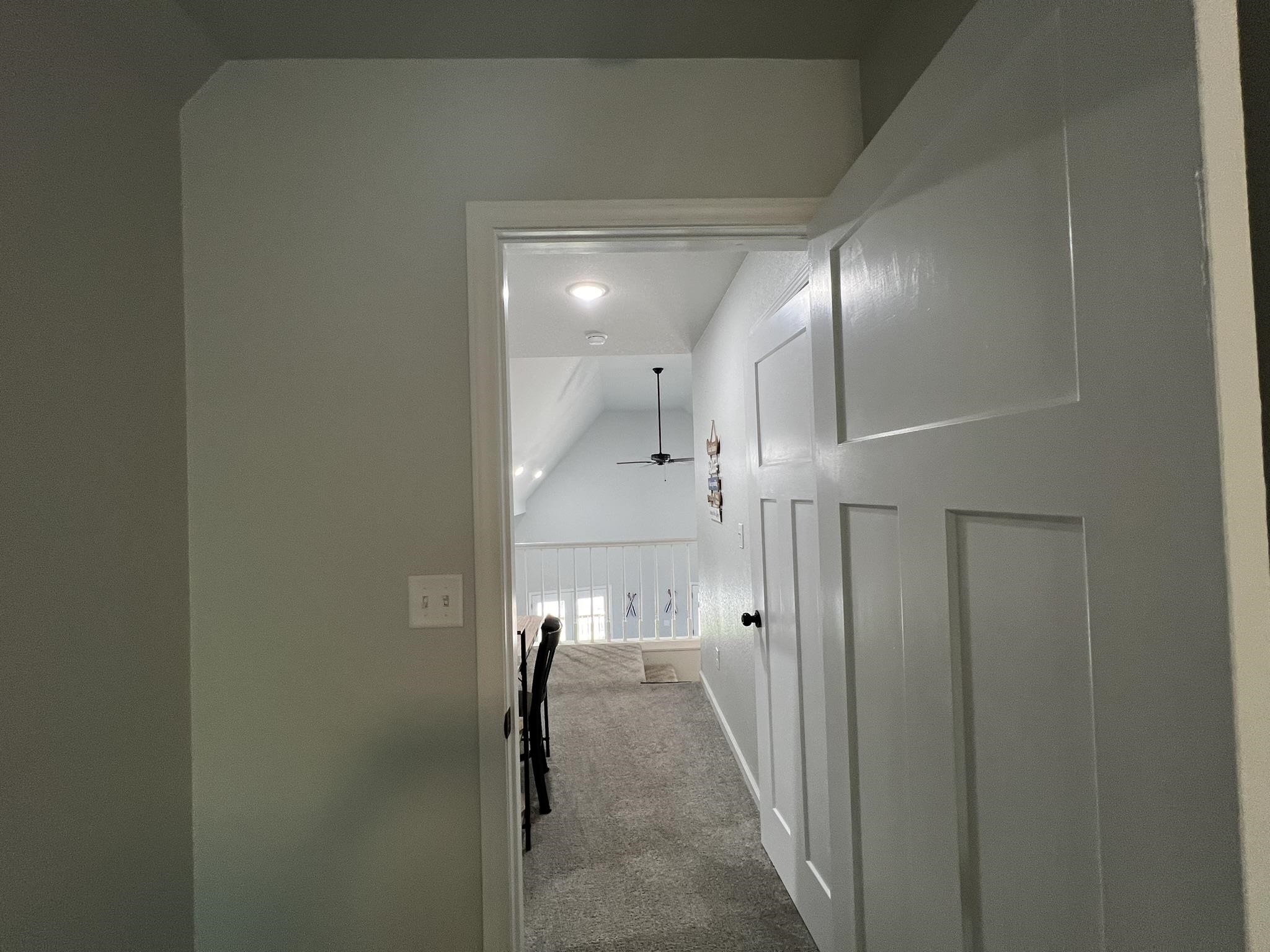 WOODLAND HILLS - Residential