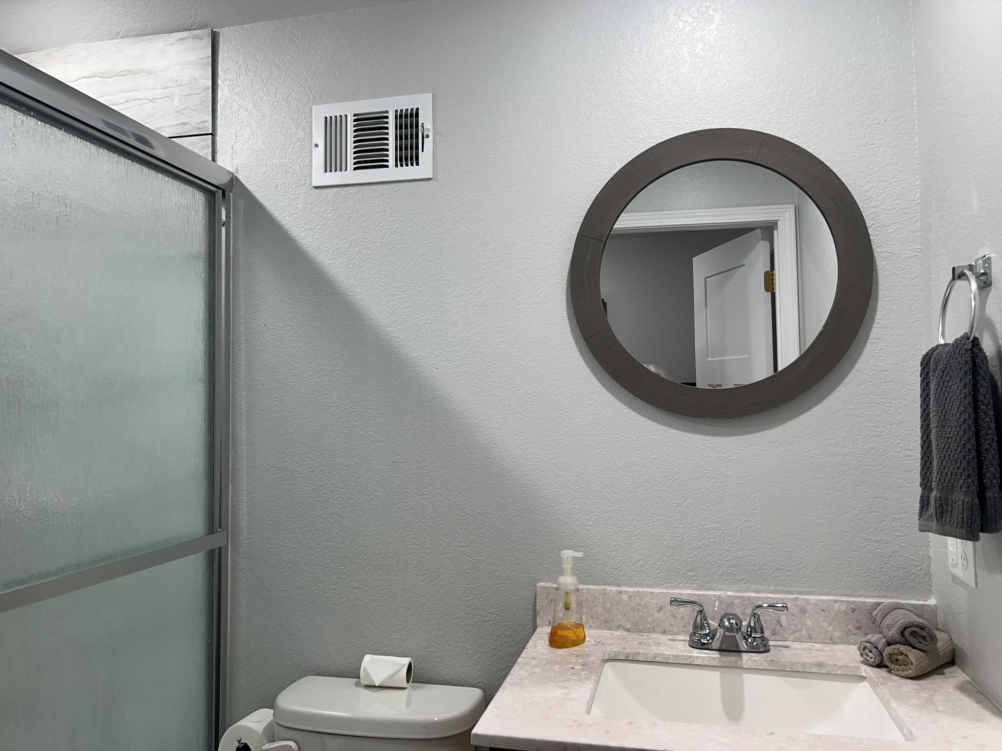 WOODLAND HILLS - Residential