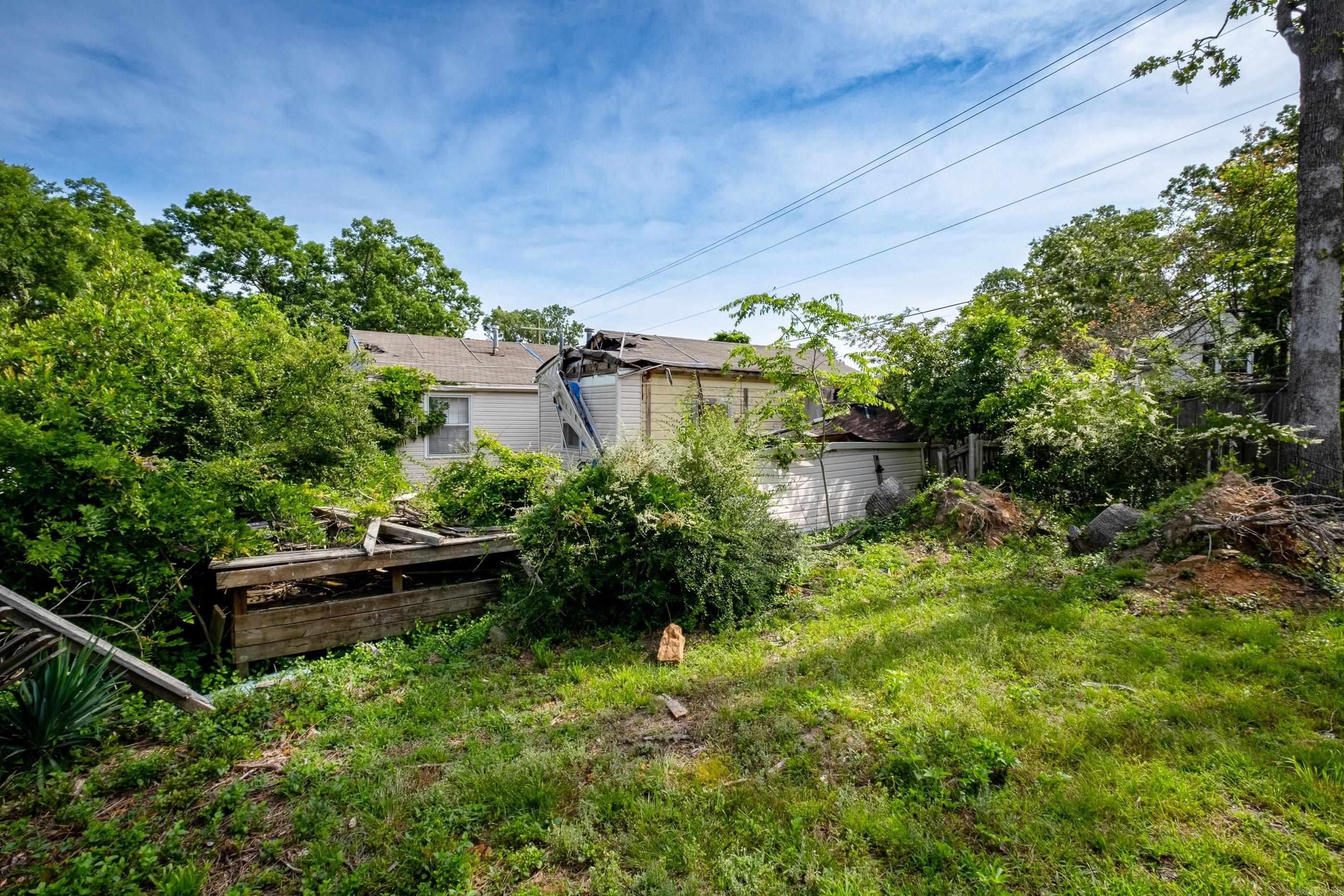 KINGWOOD PLACE - Residential