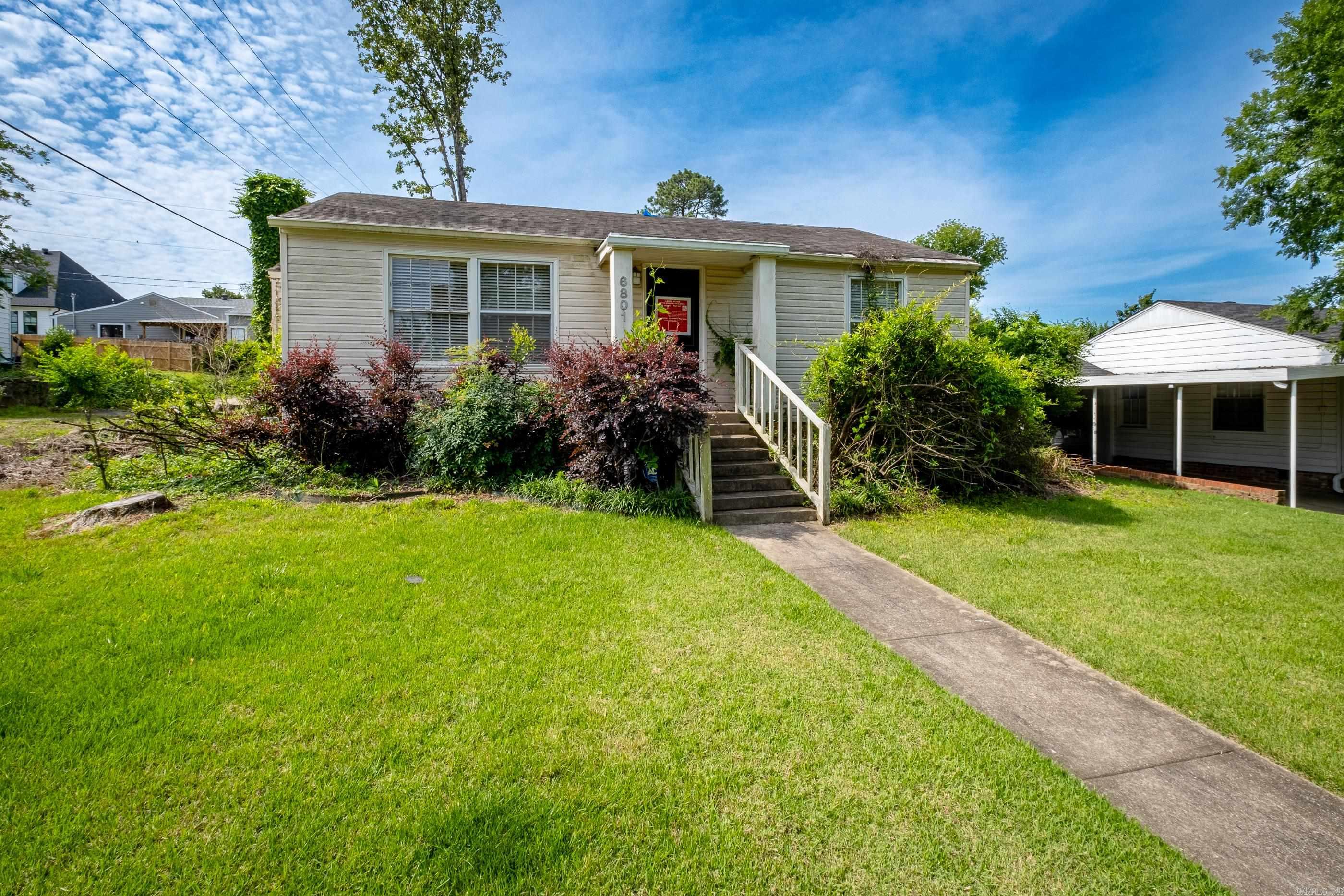 KINGWOOD PLACE - Residential