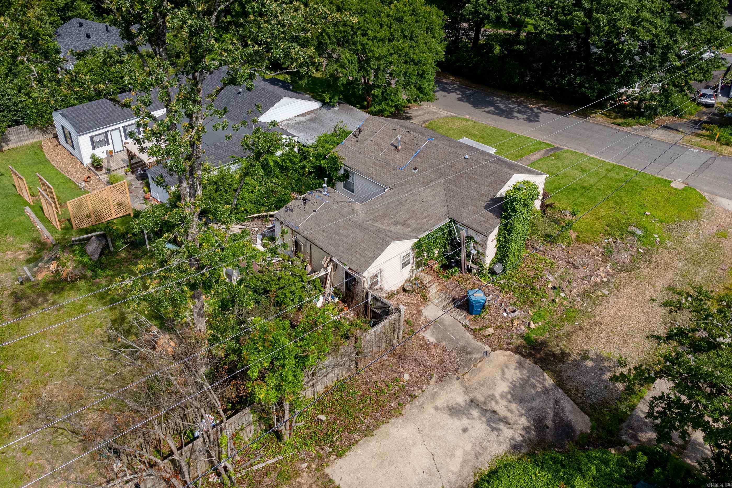 KINGWOOD PLACE - Residential