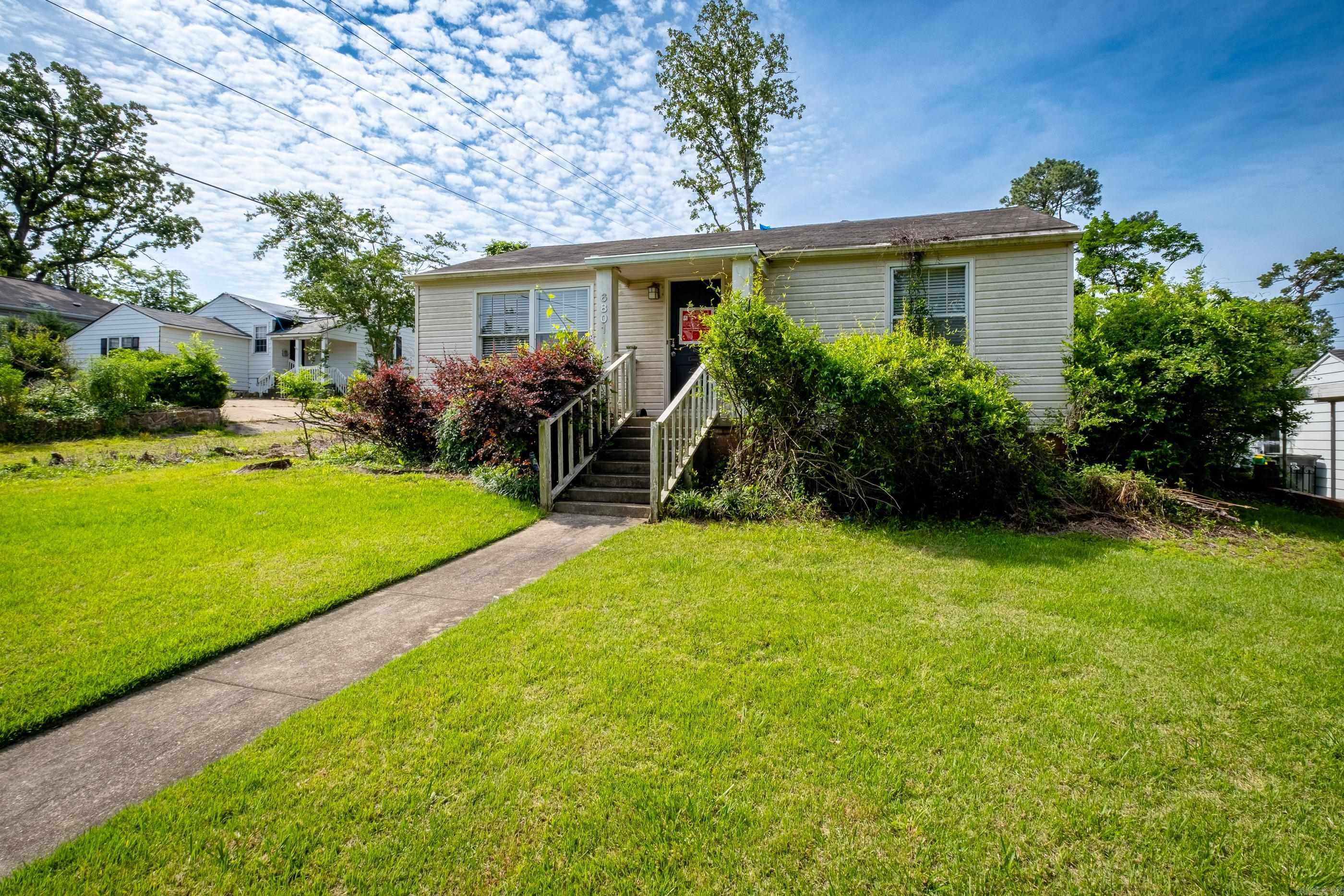 KINGWOOD PLACE - Residential