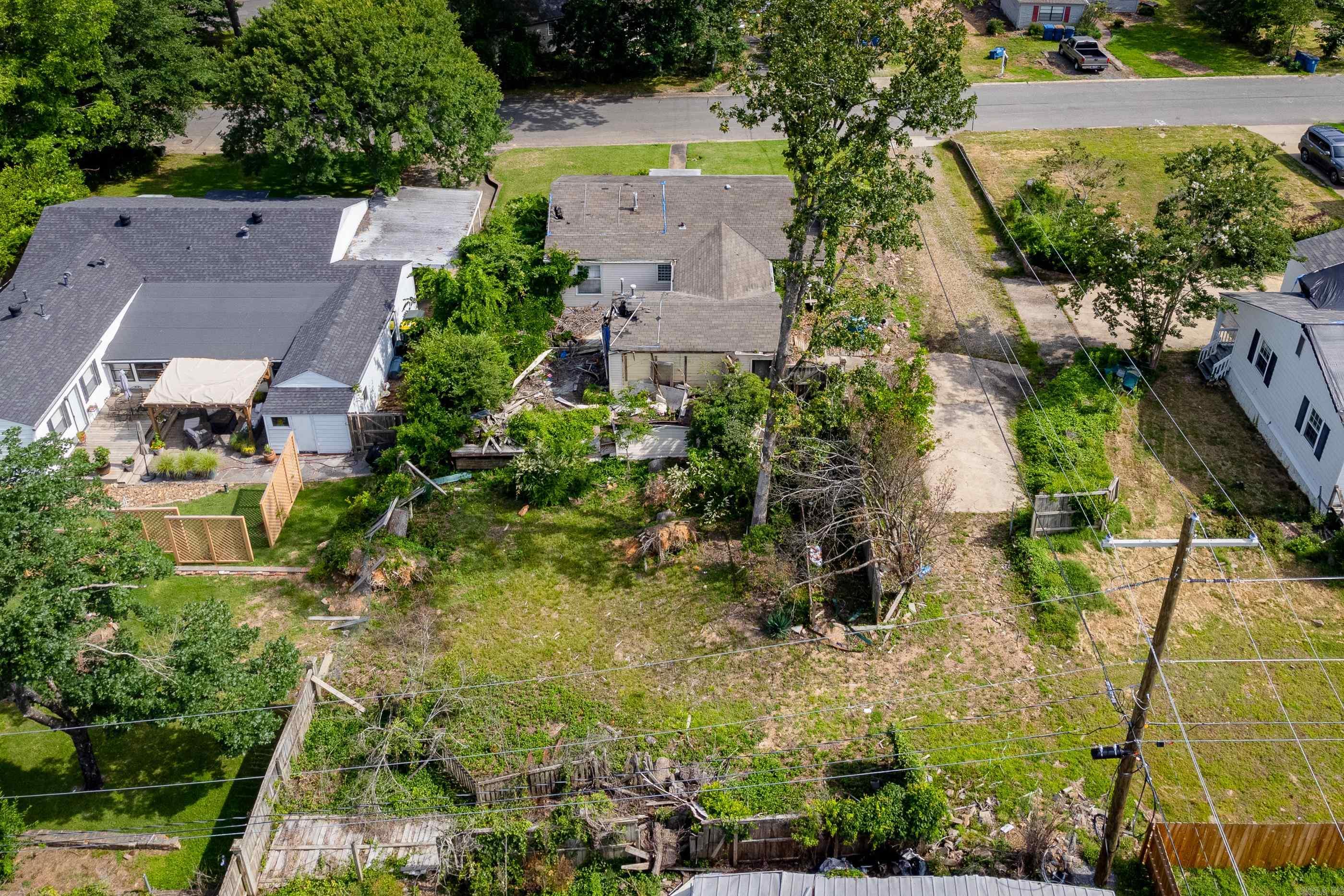 KINGWOOD PLACE - Residential