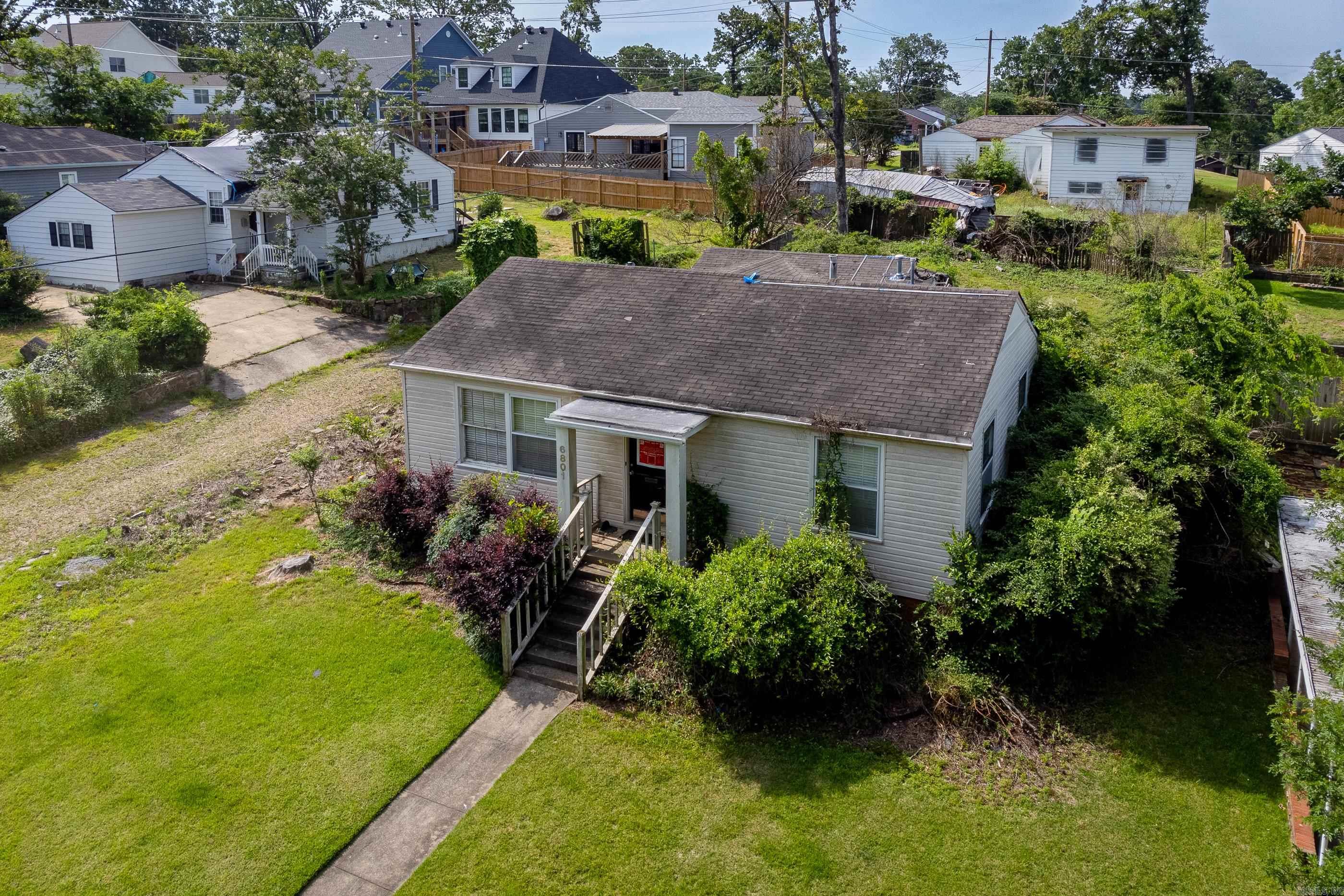 KINGWOOD PLACE - Residential