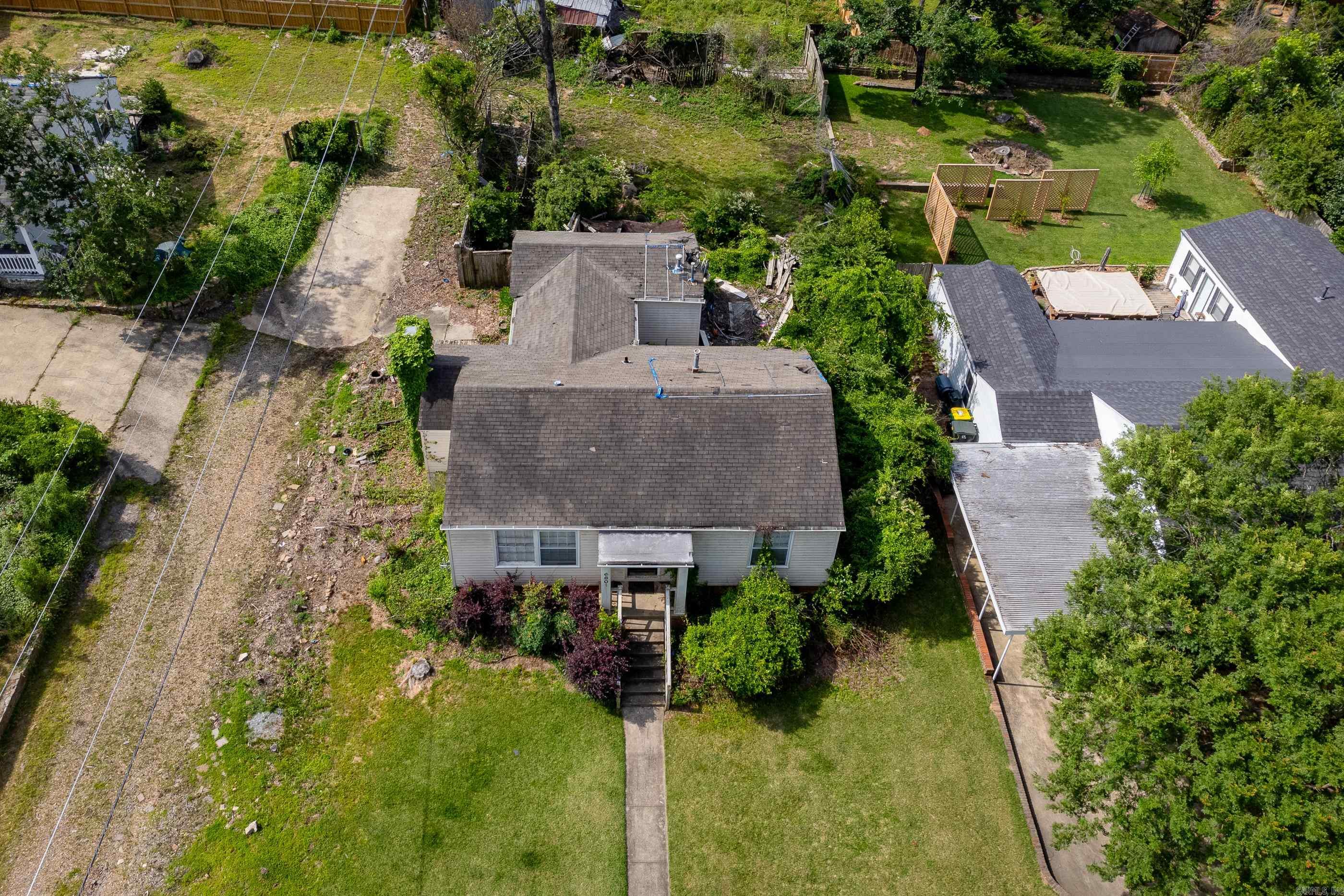 KINGWOOD PLACE - Residential