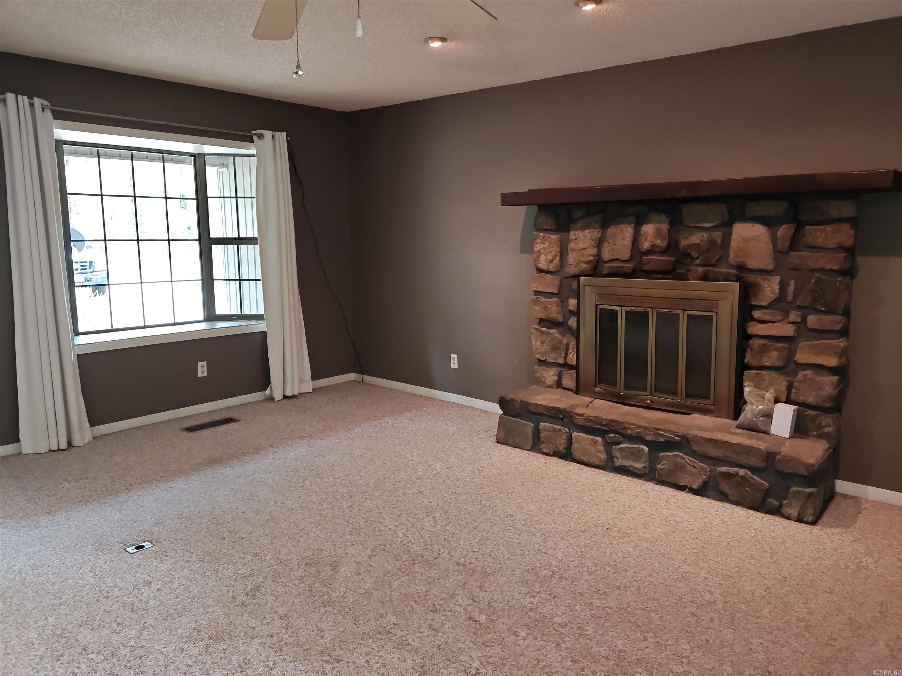 DIAMONDHEAD - Residential