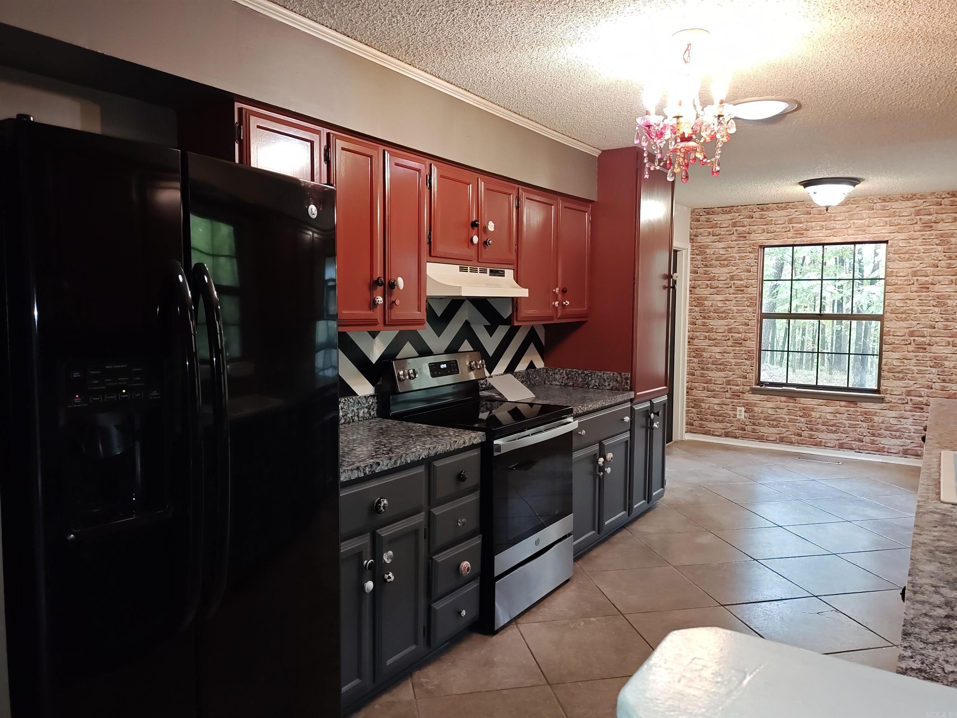 DIAMONDHEAD - Residential