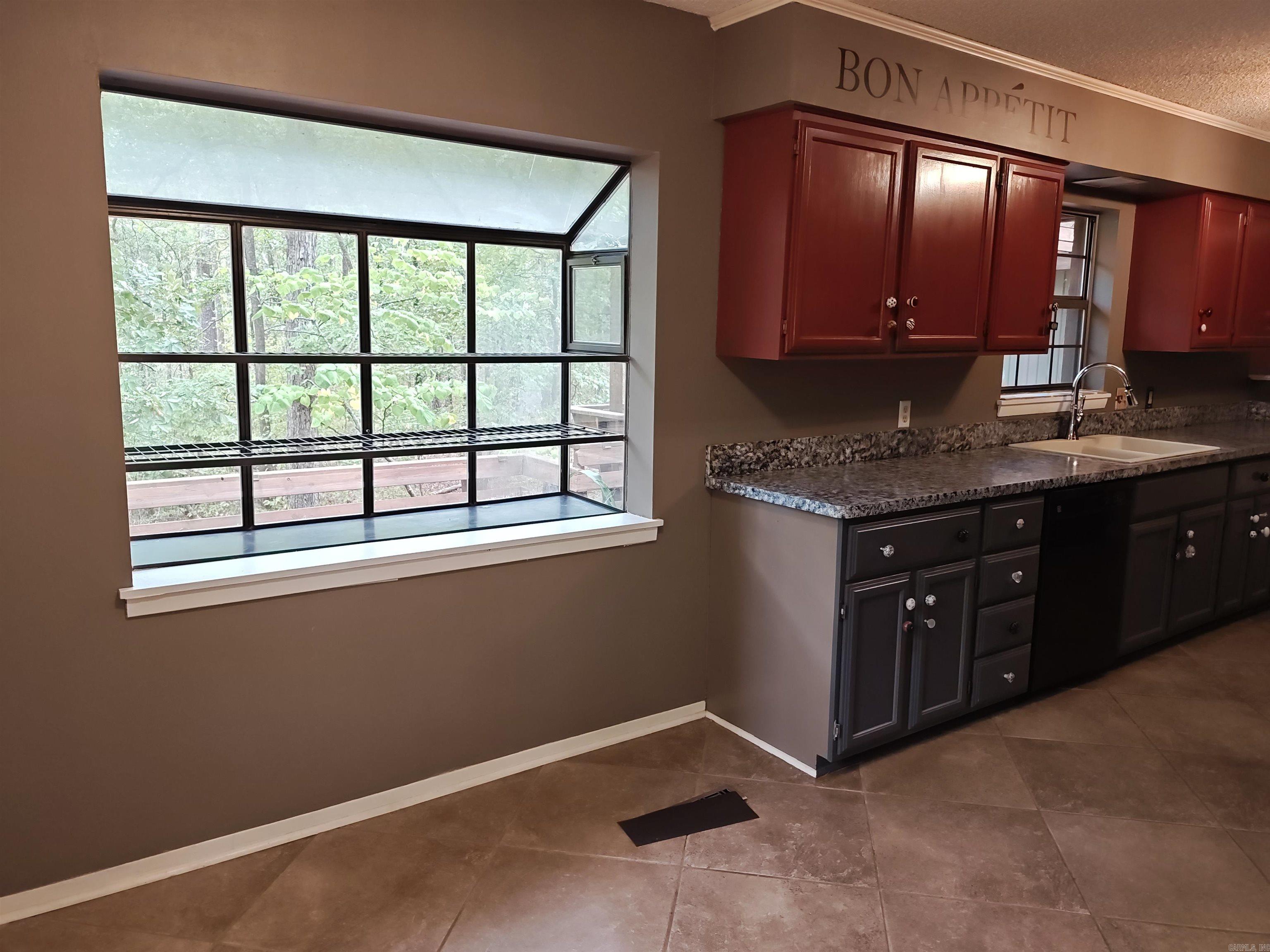DIAMONDHEAD - Residential