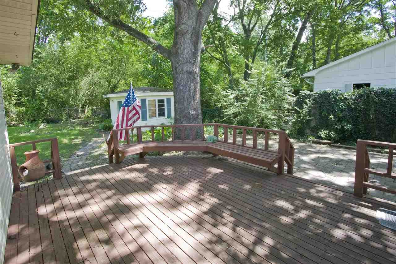 Ellis Acres - Residential