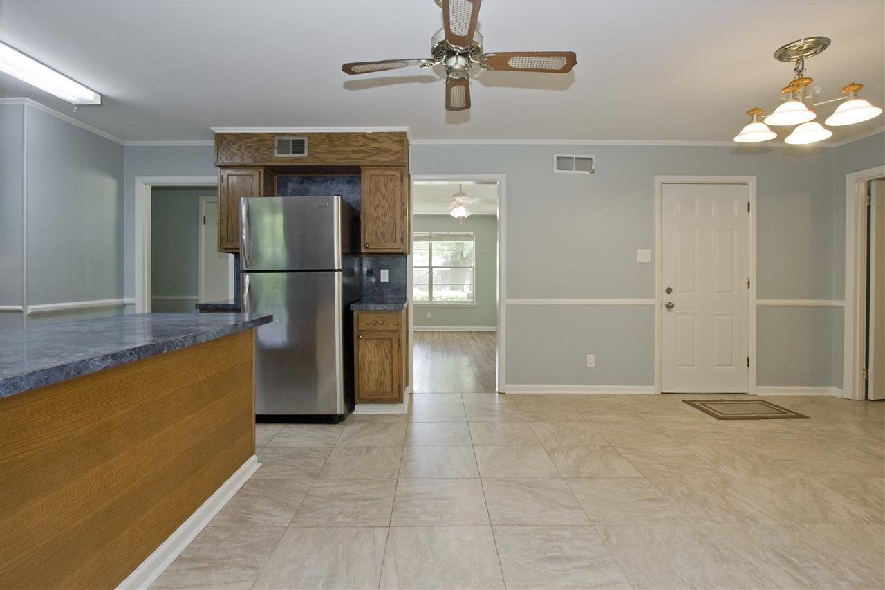 Ellis Acres - Residential