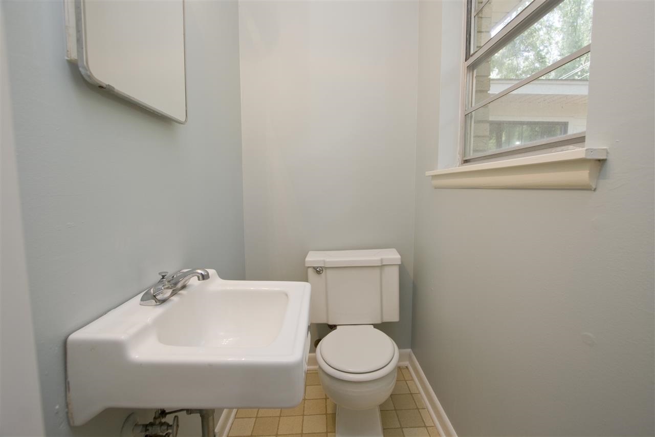 Ellis Acres - Residential