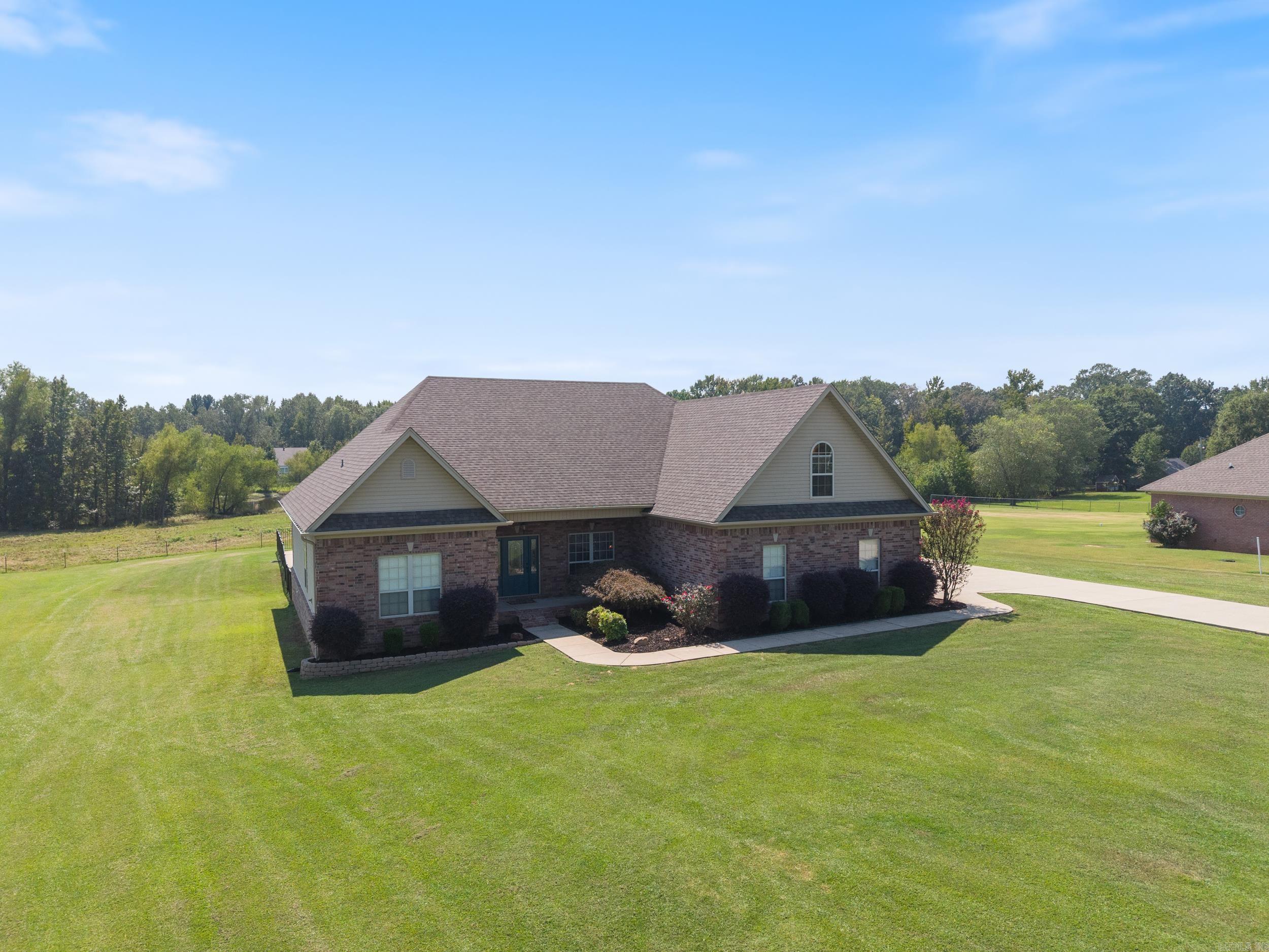 WILD ROSE - Residential