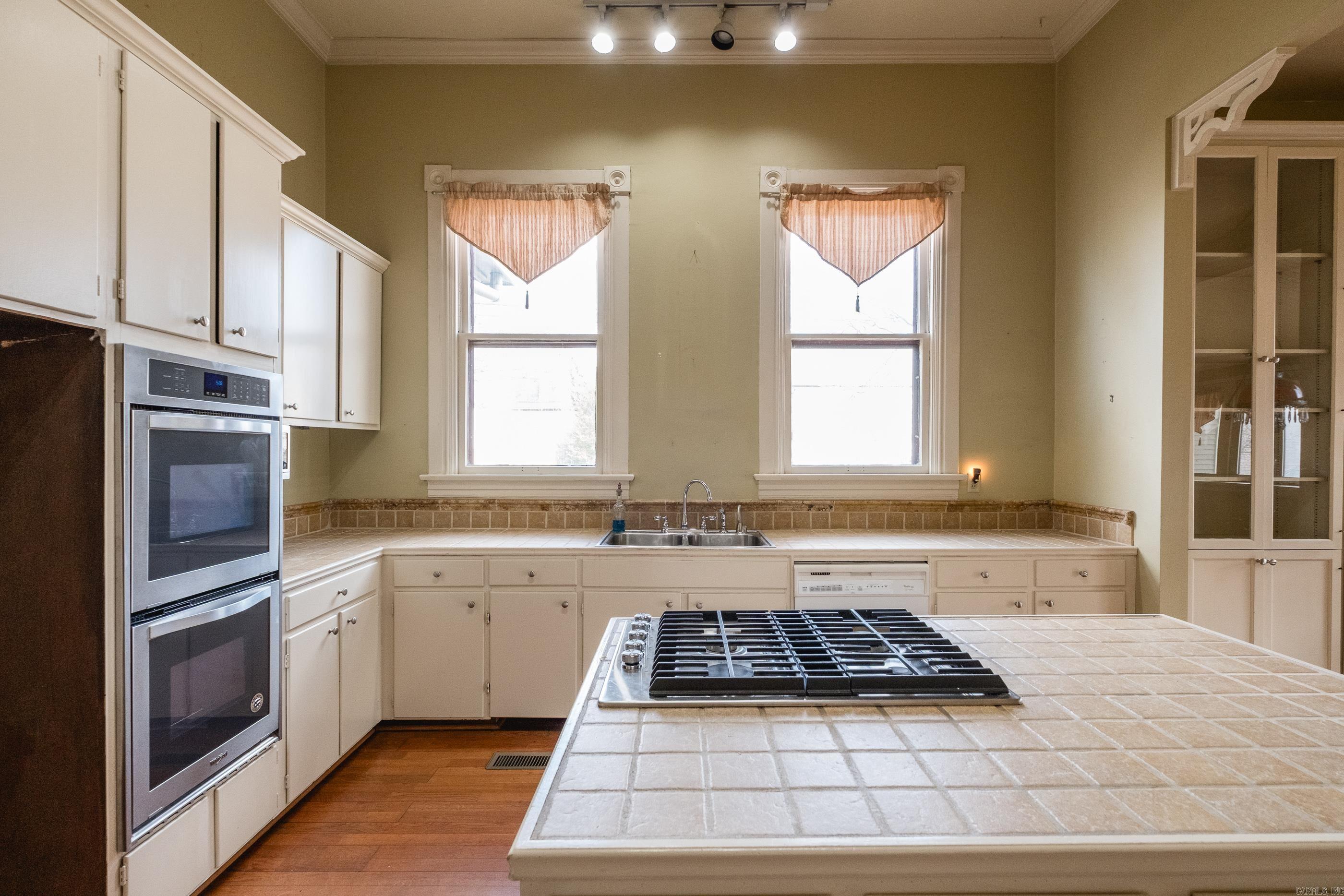 CITY OF LR L11 - Residential