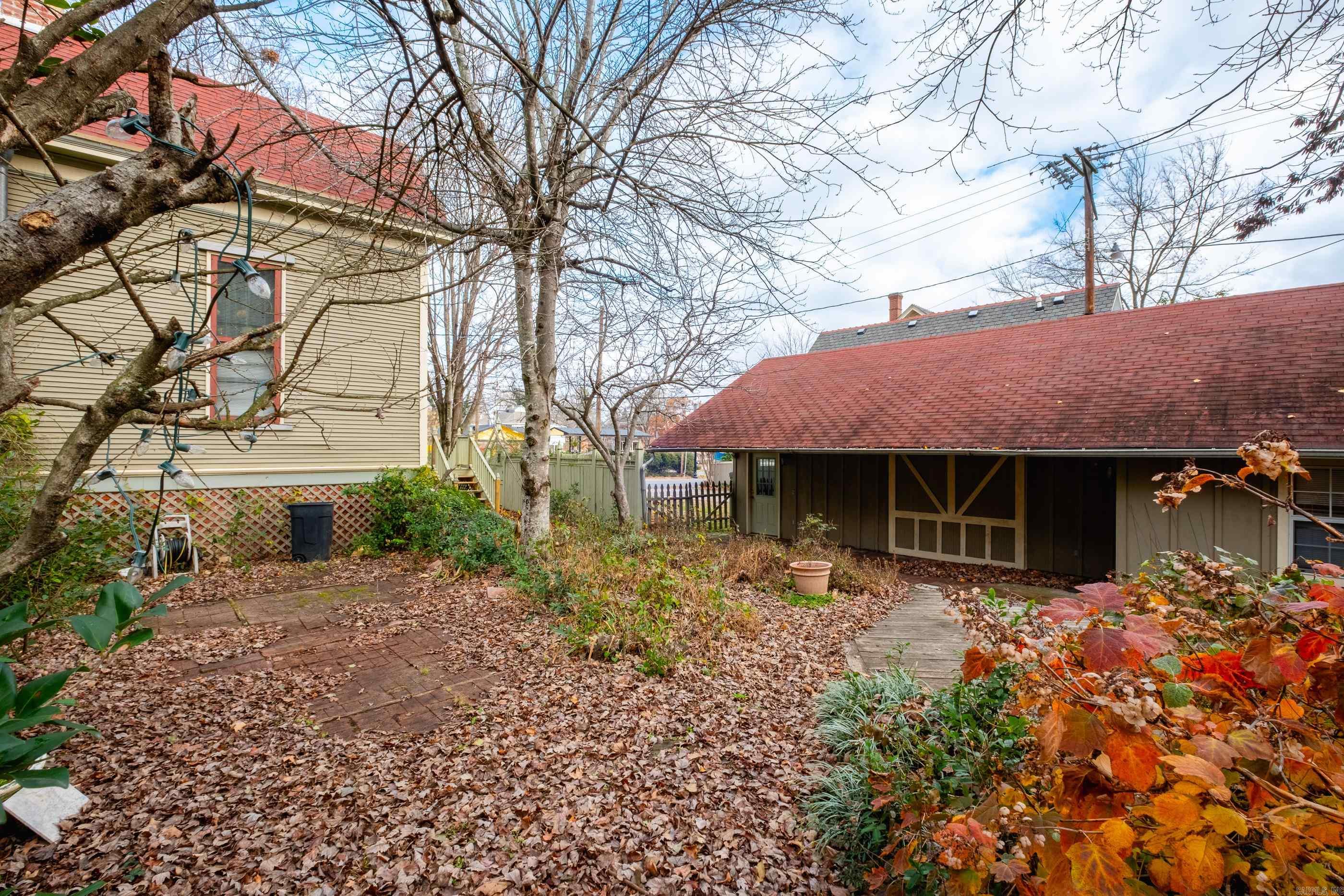 CITY OF LR L11 - Residential