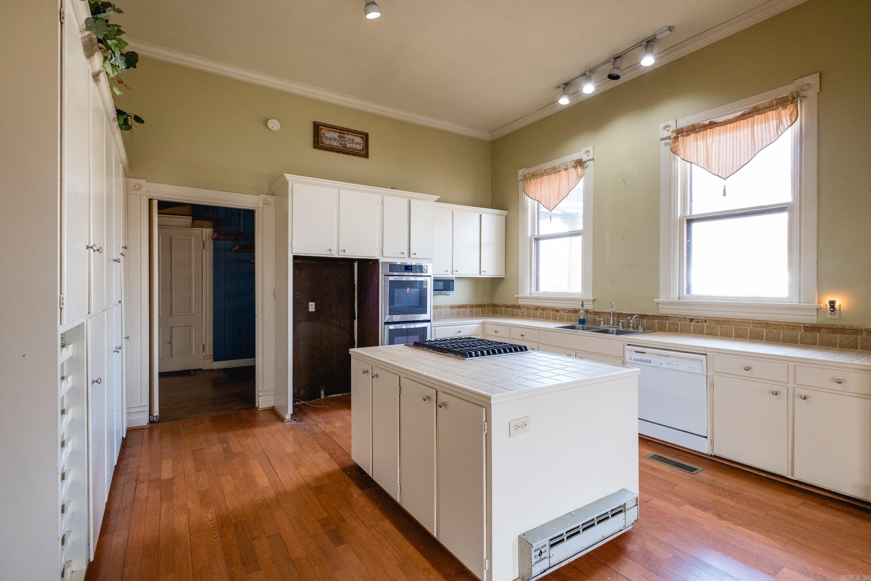 CITY OF LR L11 - Residential