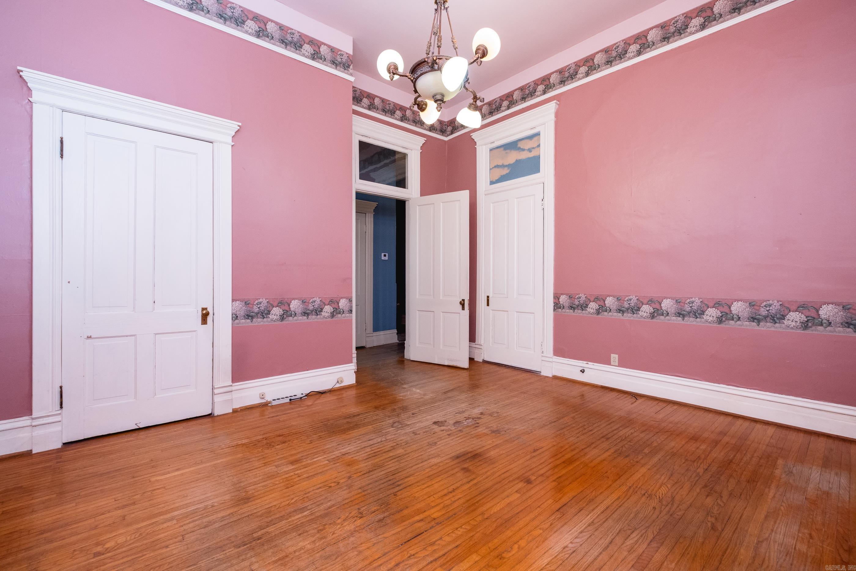 CITY OF LR L11 - Residential