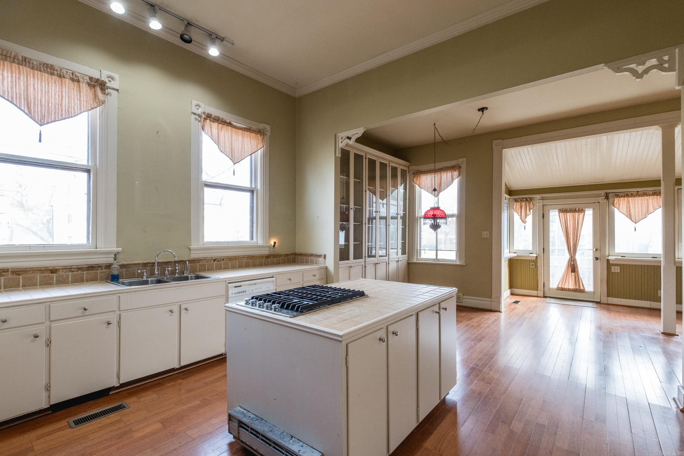 CITY OF LR L11 - Residential