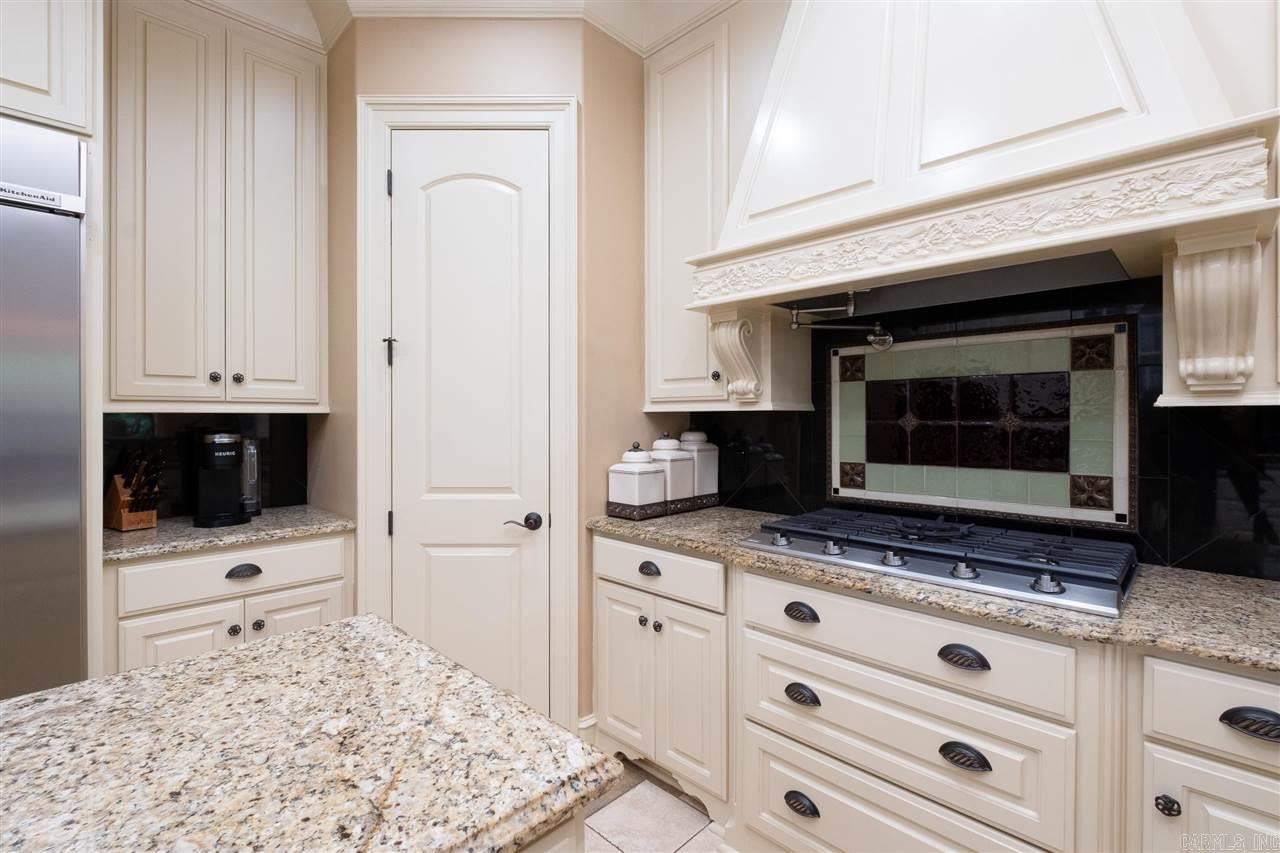 Hickory Grove - Residential