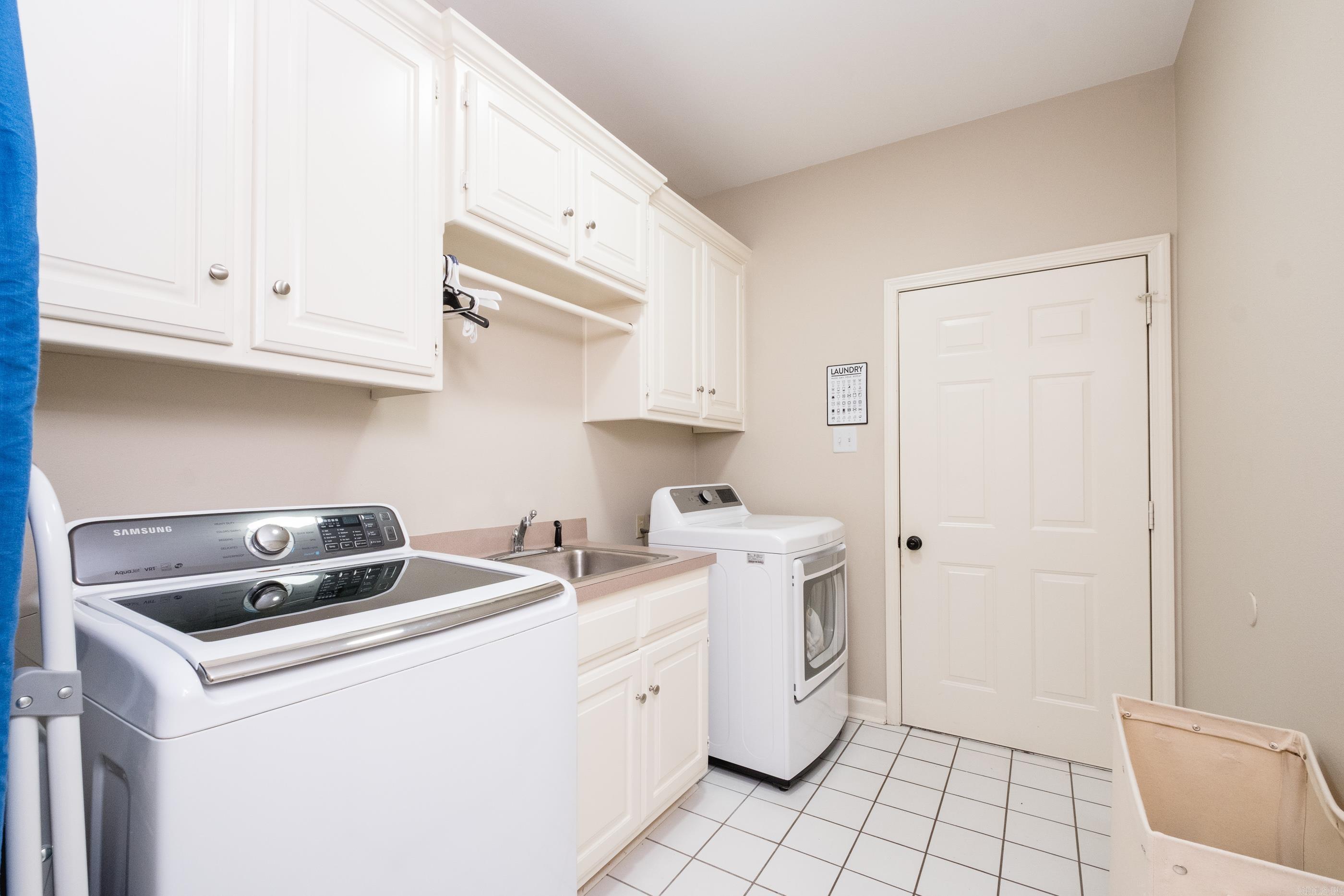 ST CHARLES ADDN - Residential