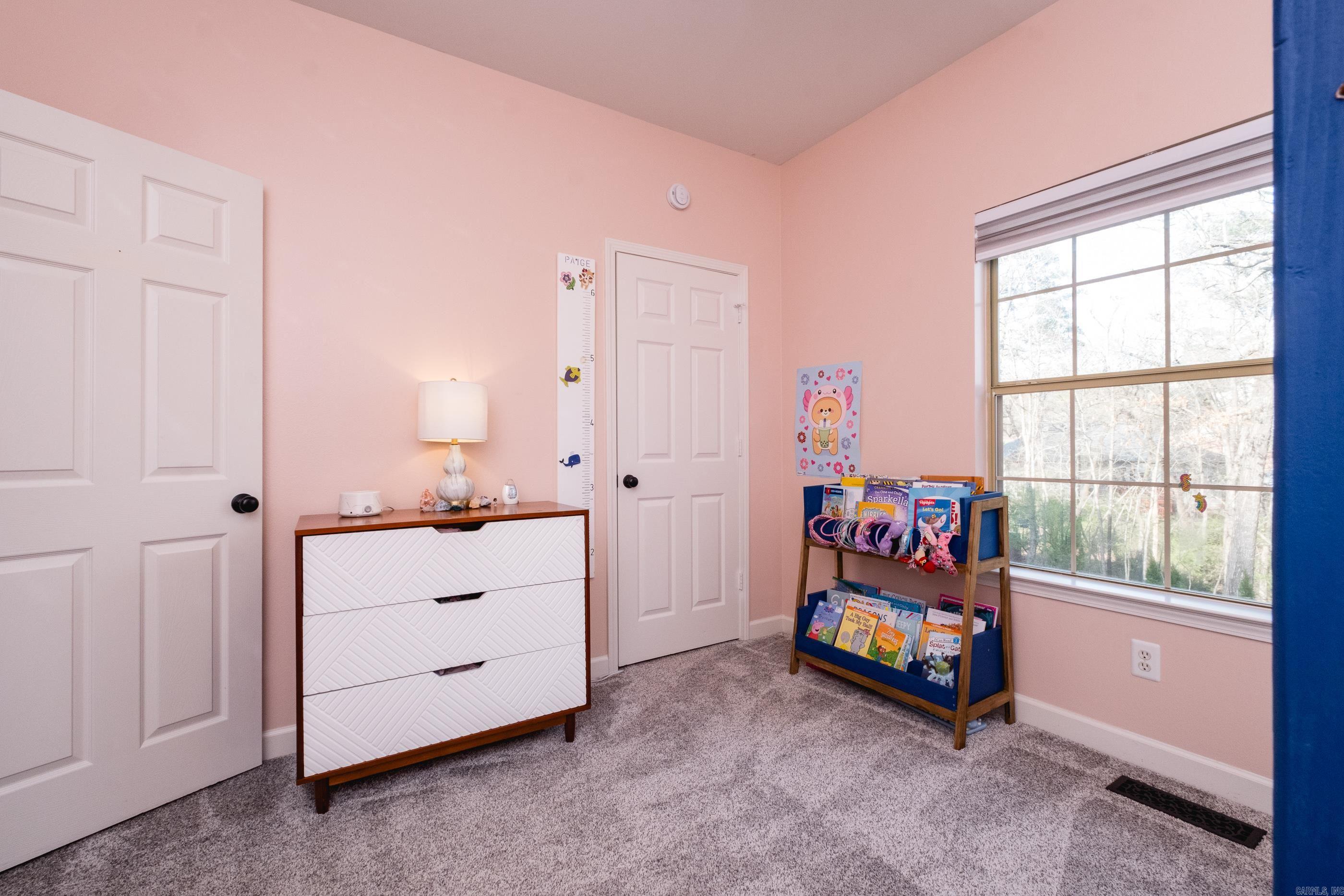 ST CHARLES ADDN - Residential