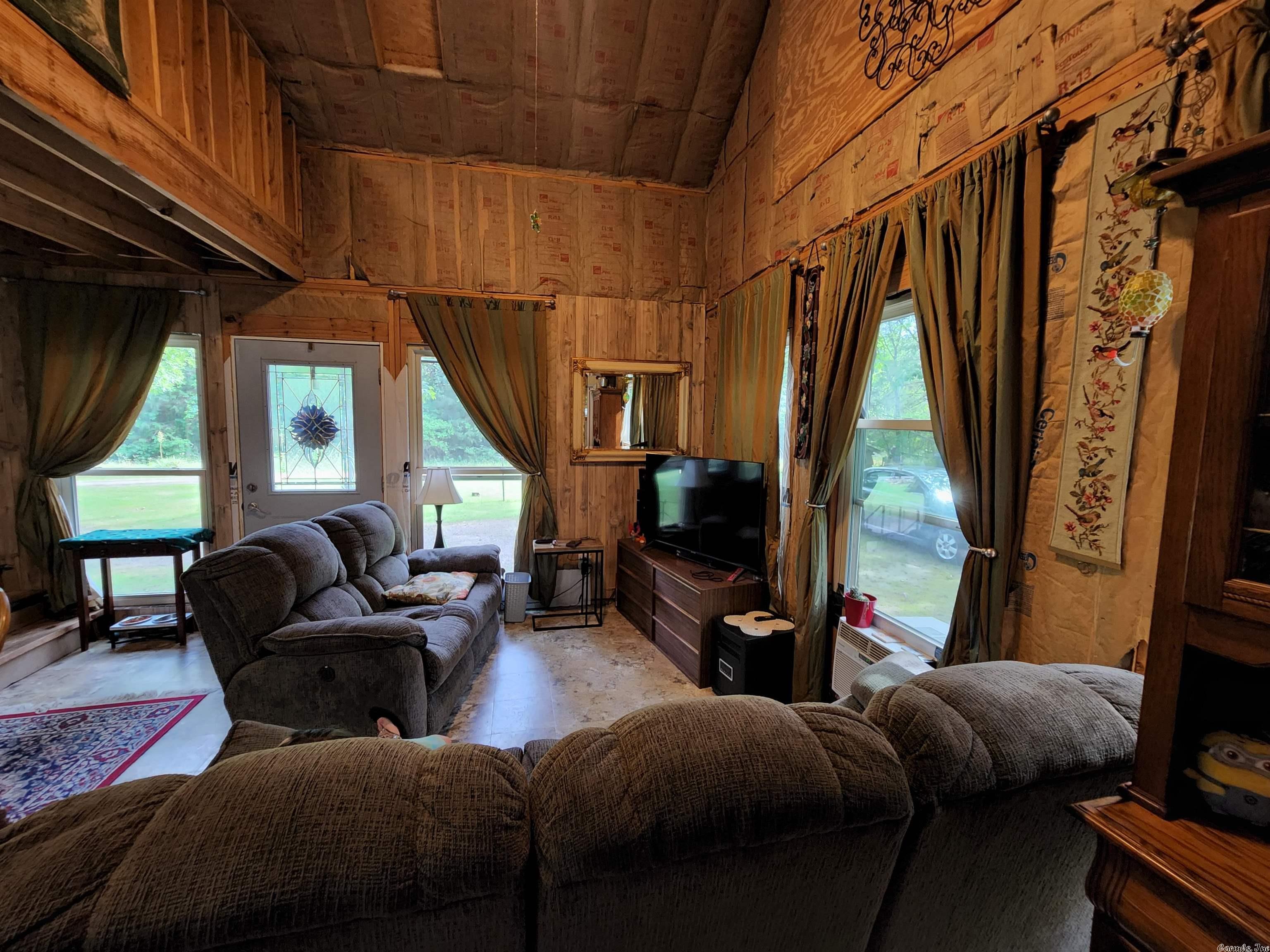 Pine Woods - Residential